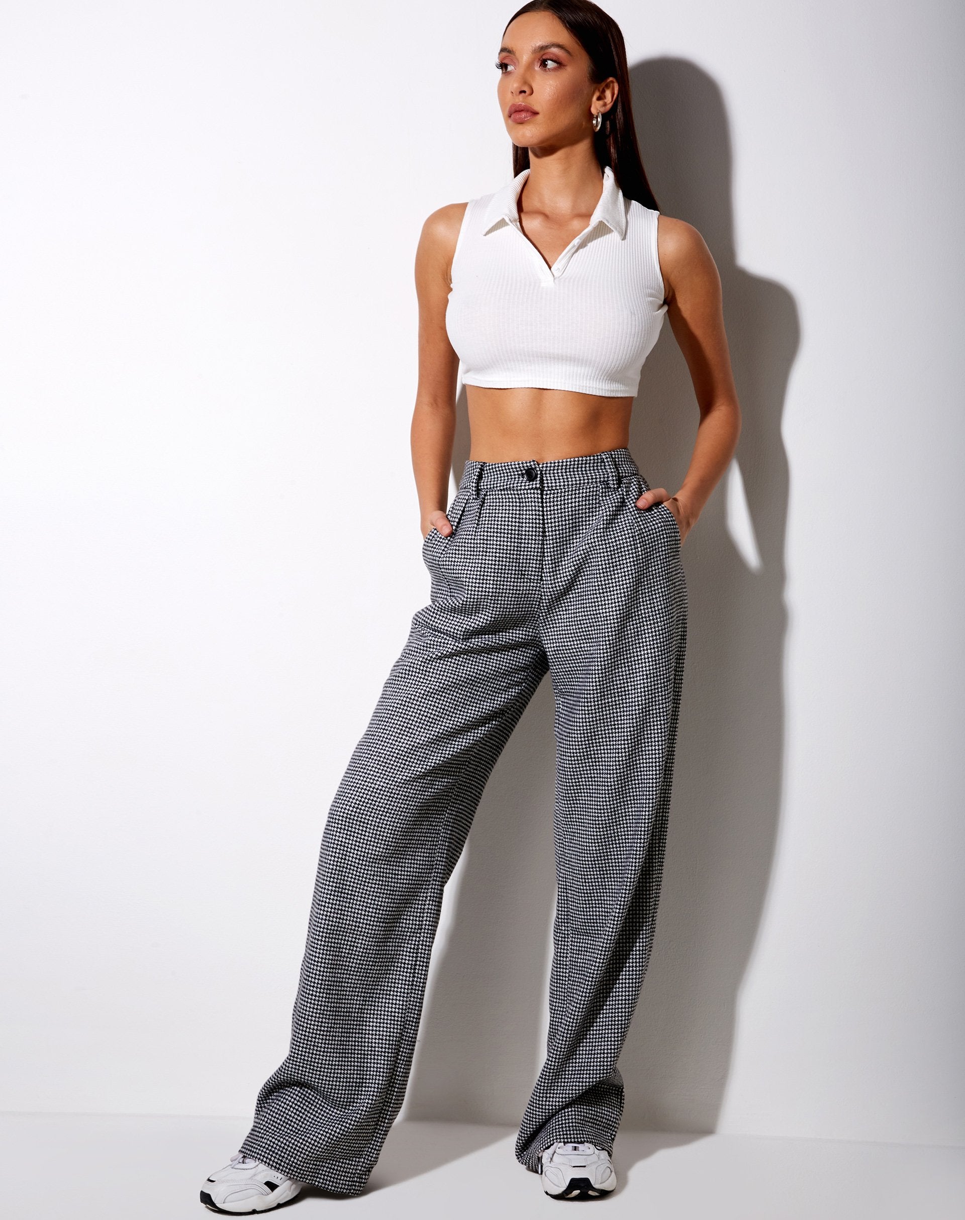 Immagine dei pantaloni Natania in bianco e nero Dogtooth