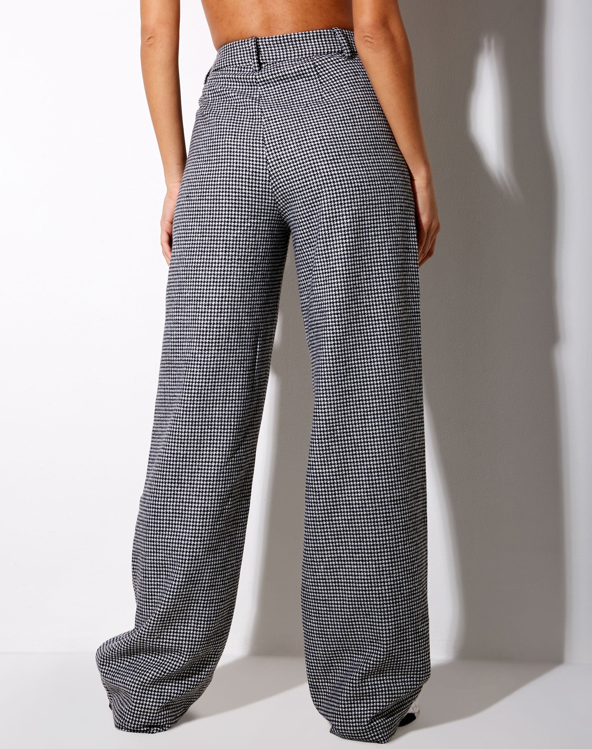 Immagine dei pantaloni Natania in bianco e nero Dogtooth