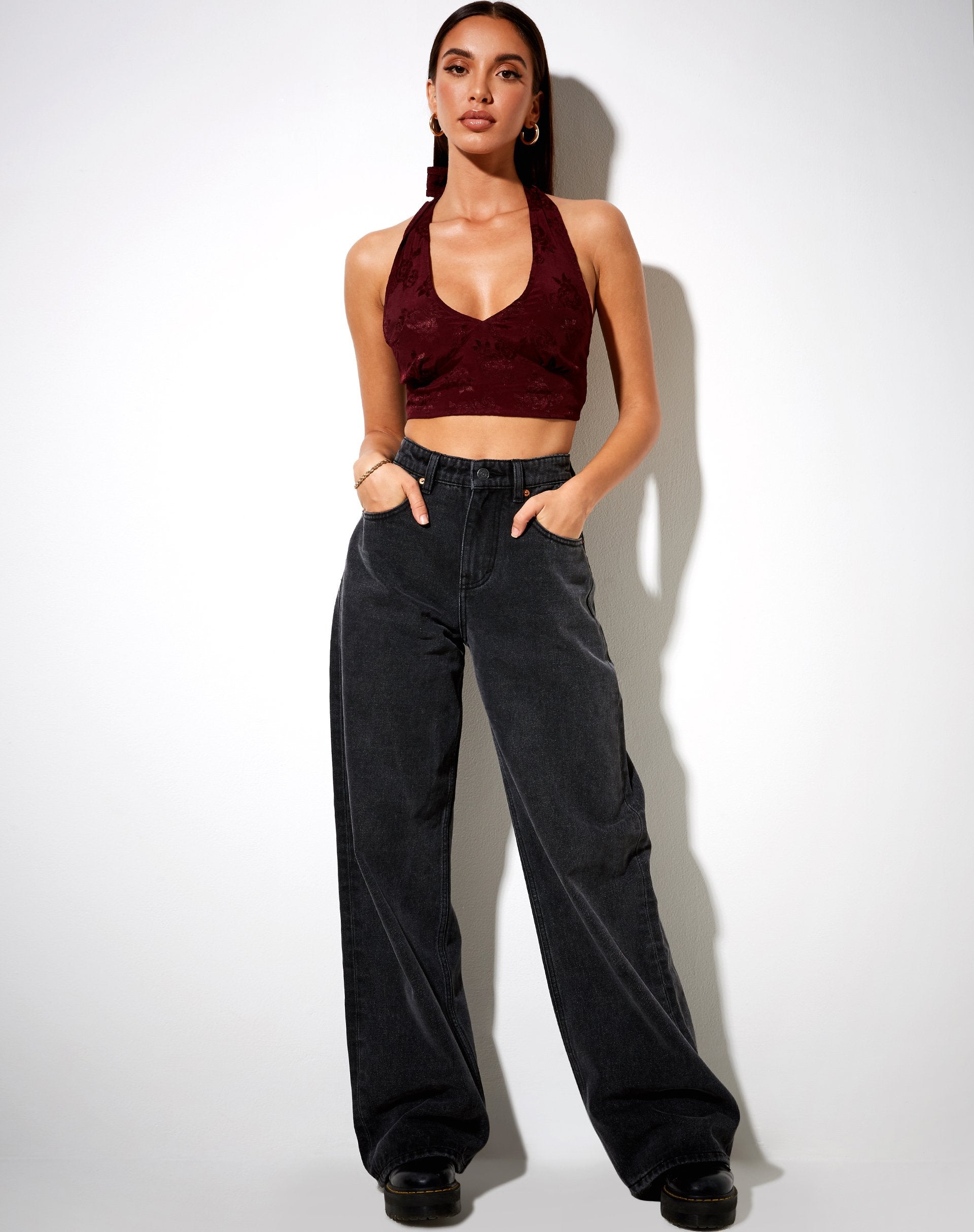 Immagine di Naya Crop Top in raso rosa bordeaux