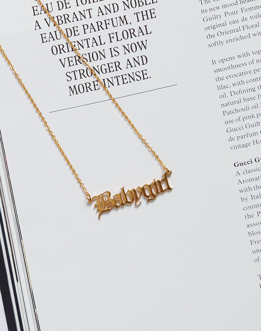 Immagine della collana "Baby Girl" in oro