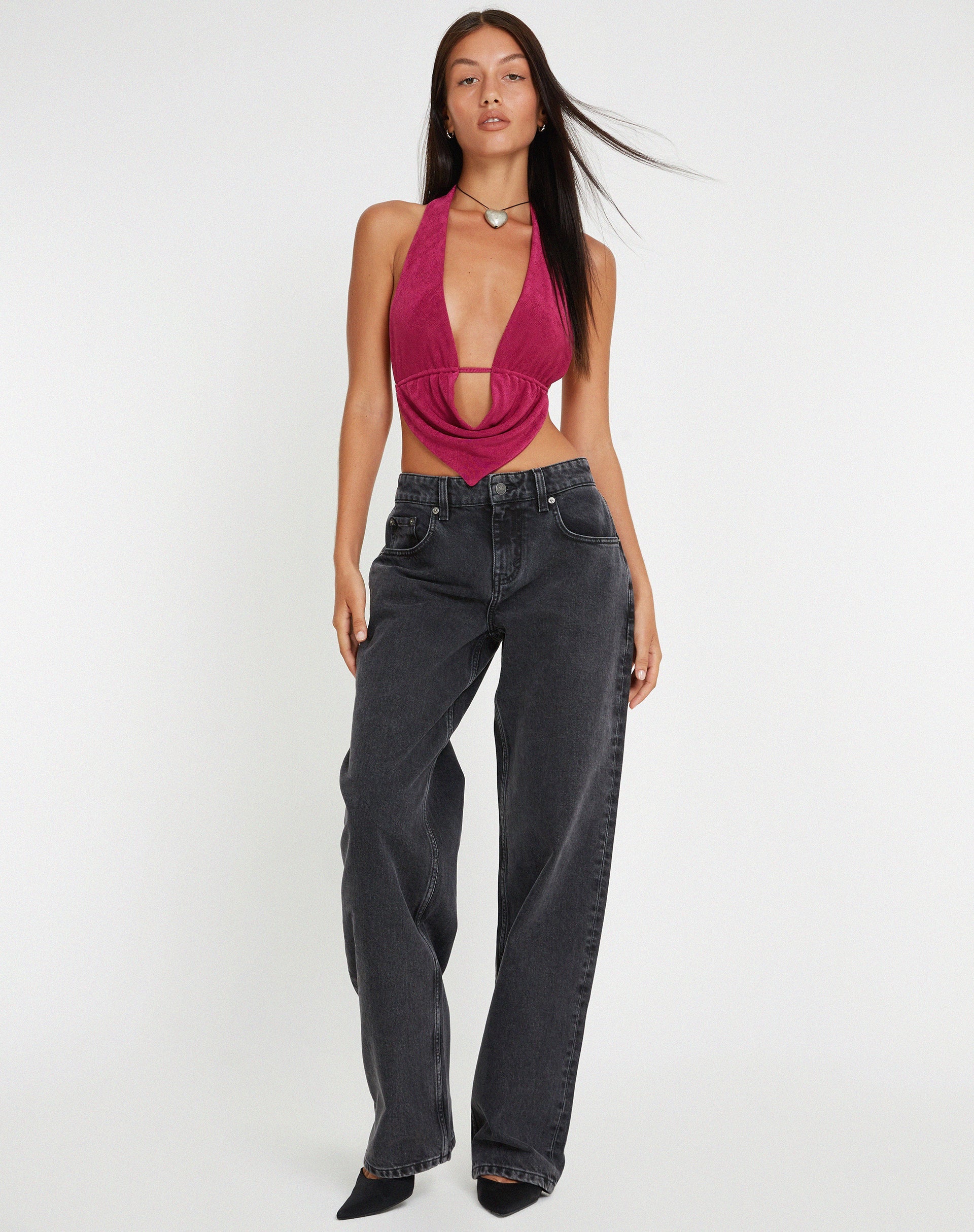 immagine di Nindita Halterneck Crop Top in Magenta Purple
