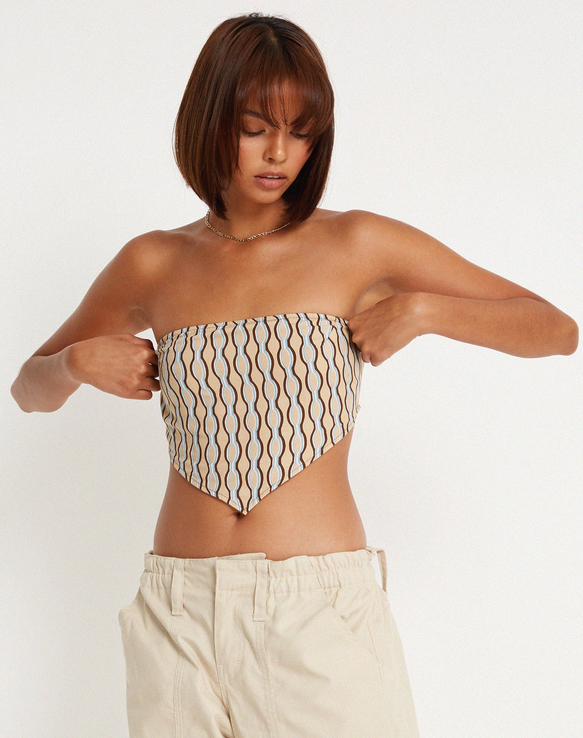 immagine di Nolda Crop Top in Preppy Geo Brown
