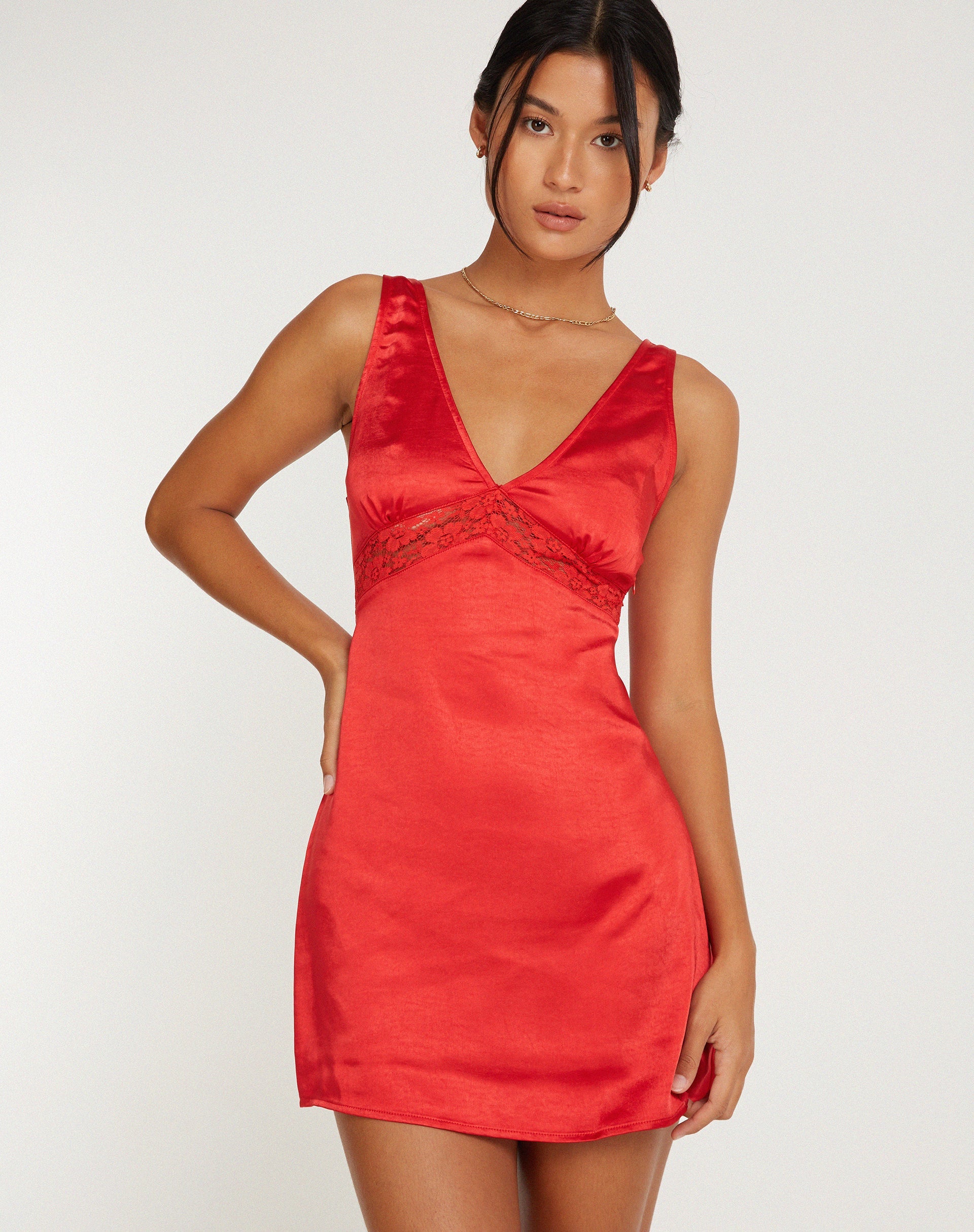 immagine di Oksana Mini Dress in Satin Red