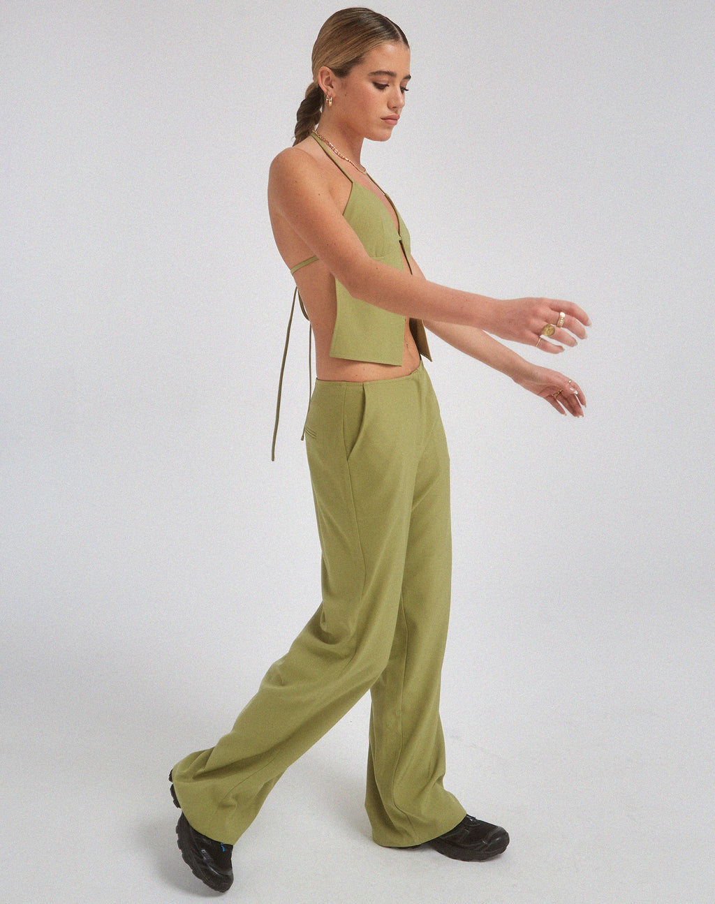 MOTEL X OLIVIA NEILL Amadi - Pantaloni a gamba larga in verde sartoriale