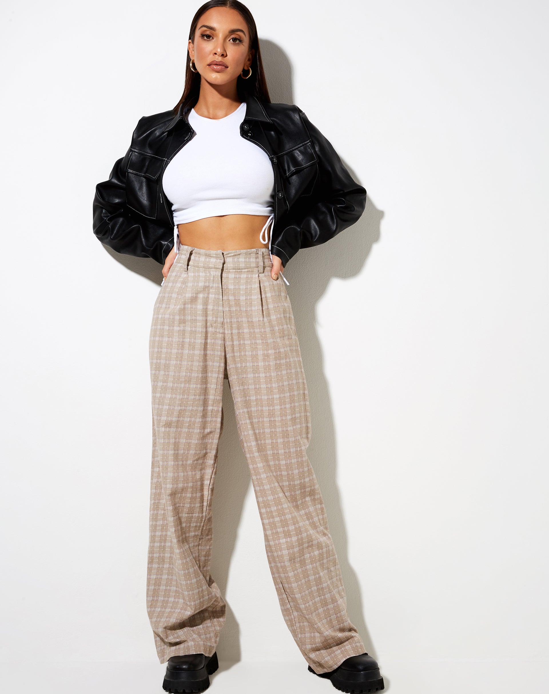 Immagine di Onfal Pantaloni a gamba larga in Taupe Check