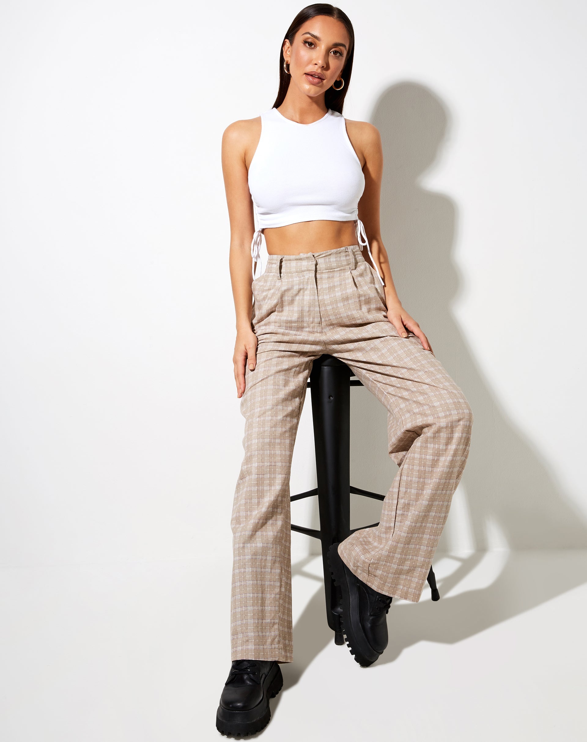 Immagine di Onfal Pantaloni a gamba larga in Taupe Check