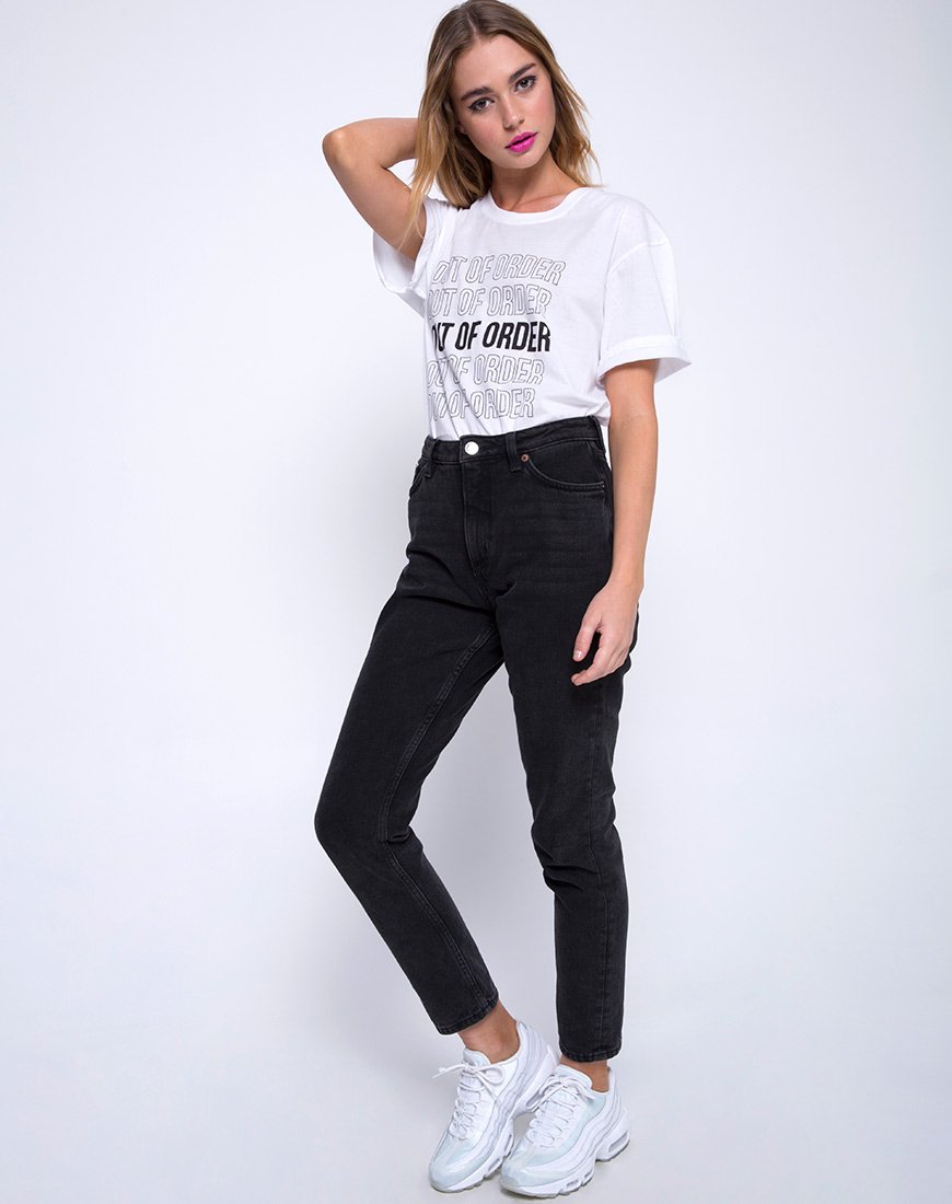 Immagine della t-shirt oversize Basic in Out of Order Bianco