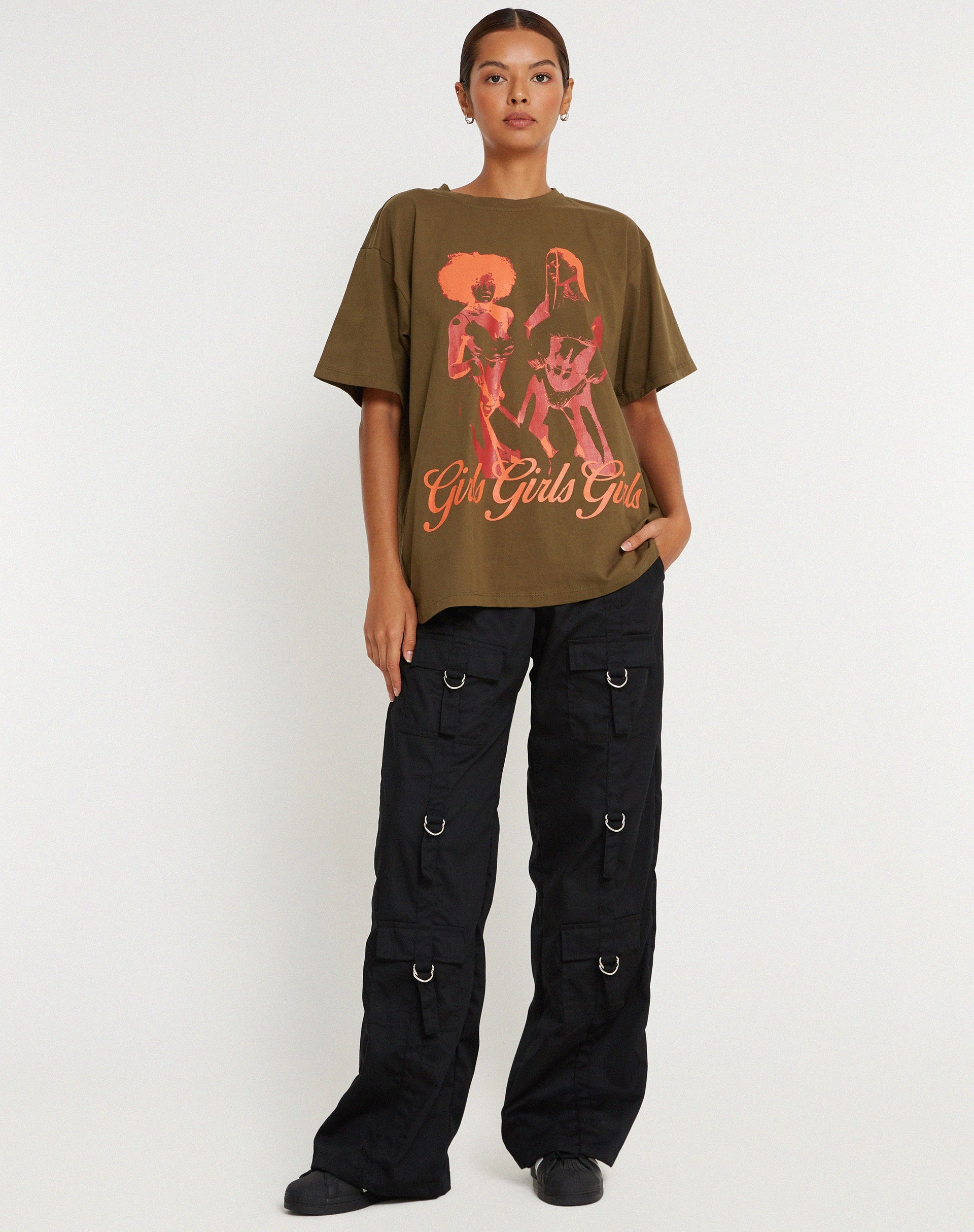 immagine di Maglietta oversize basic in kaki Ragazze Ragazze Ragazze