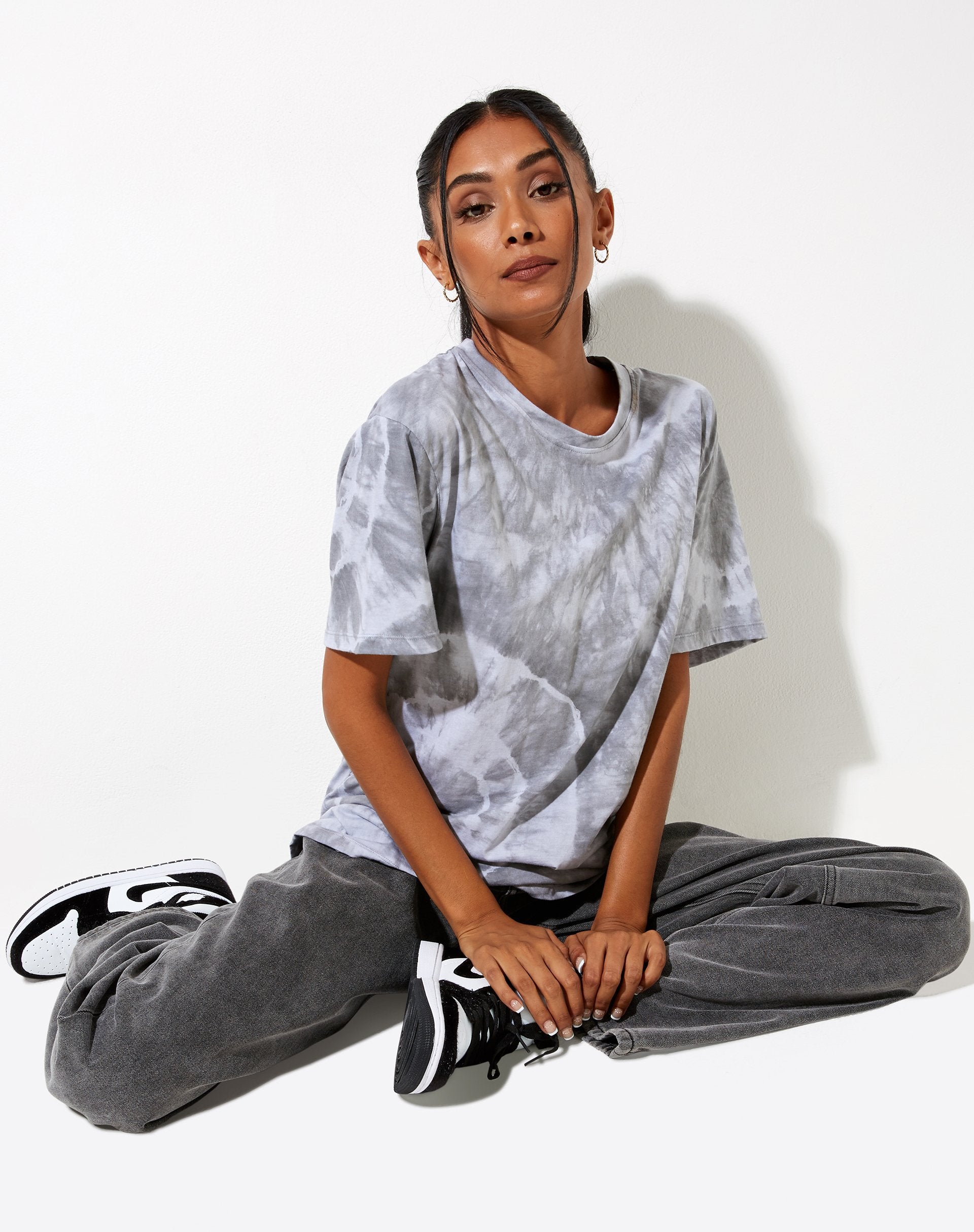 Immagine della t-shirt basic oversize in Lunar Rock Radial Tie Dye