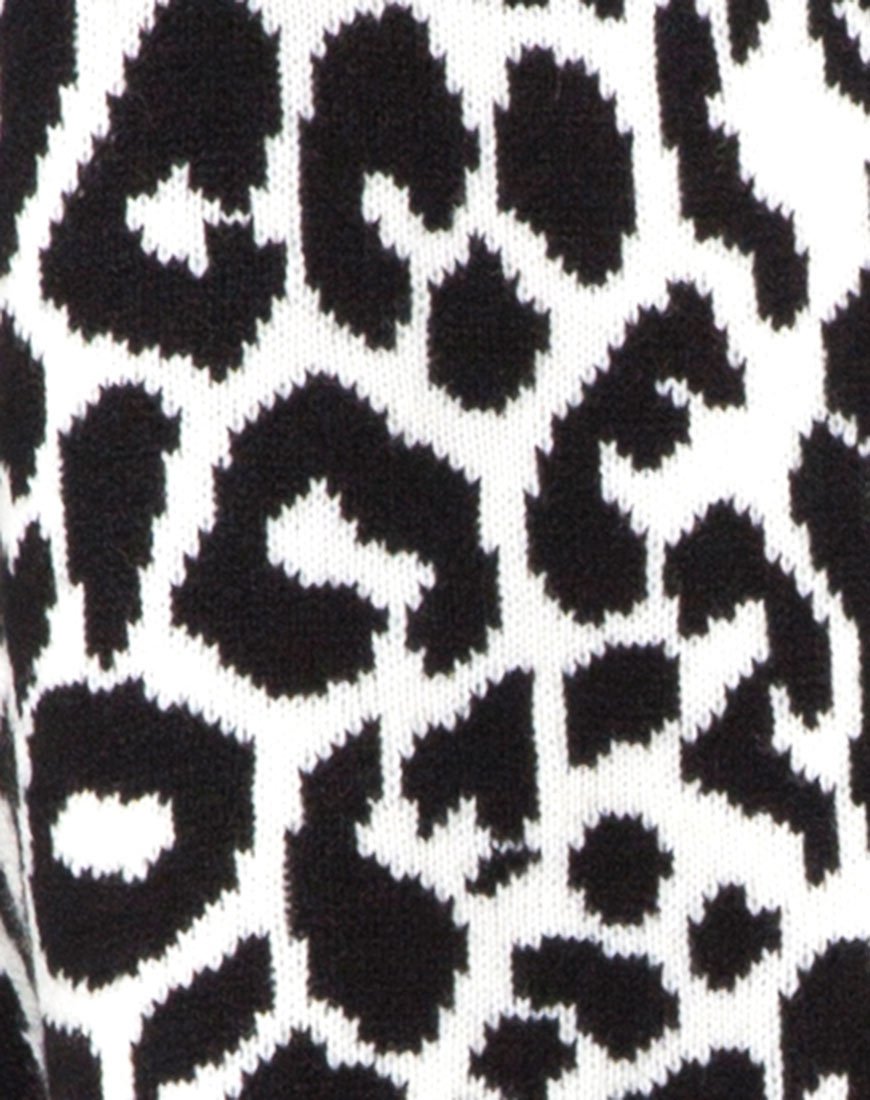 Immagine del cardigan oversize in maglia animalier