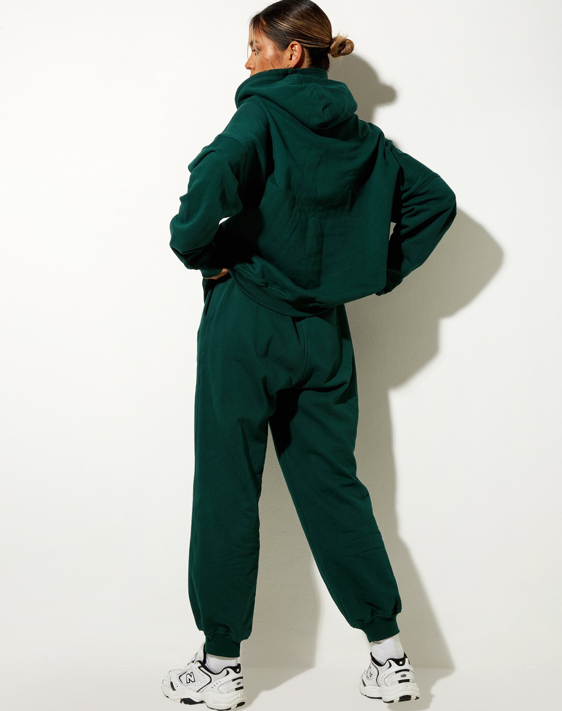 Immagine di Felpa con cappuccio oversize in verde bottiglia Cupido Embro