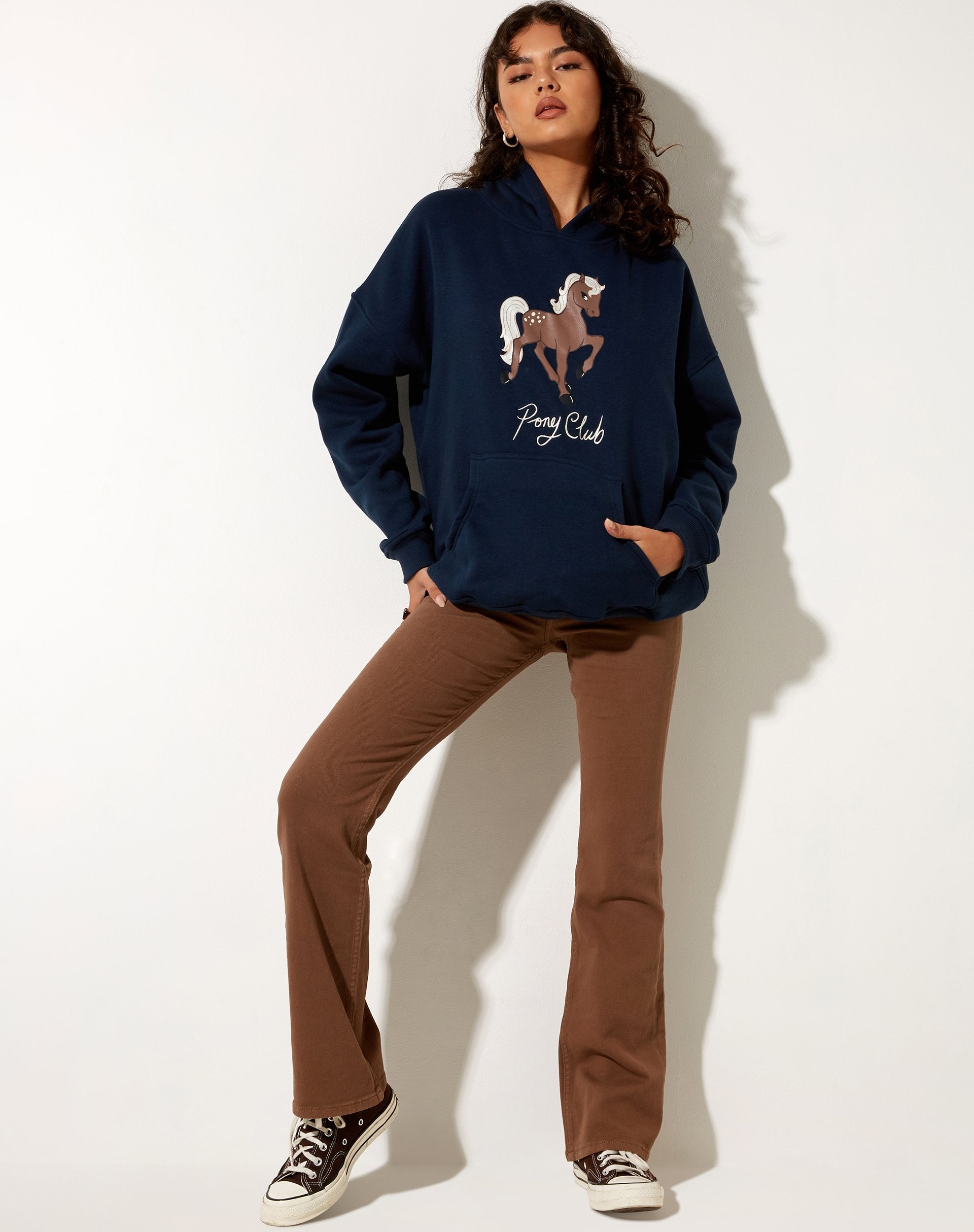 Immagine della felpa con cappuccio oversize in Pony Club Mix Embro Navy