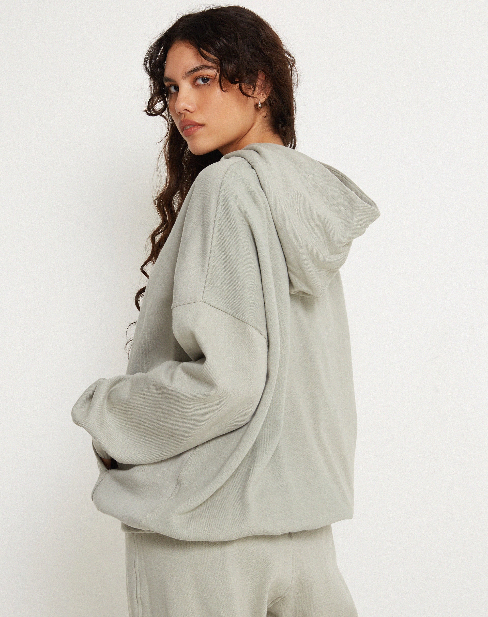 immagine della felpa con cappuccio oversize in Surf Blue Utopia