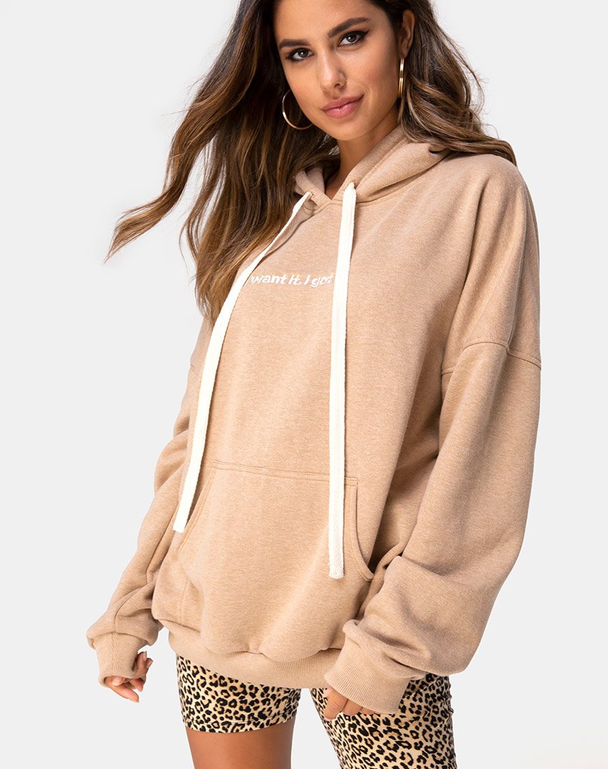 Immagine della felpa con cappuccio oversize in Tan I Want it Embro