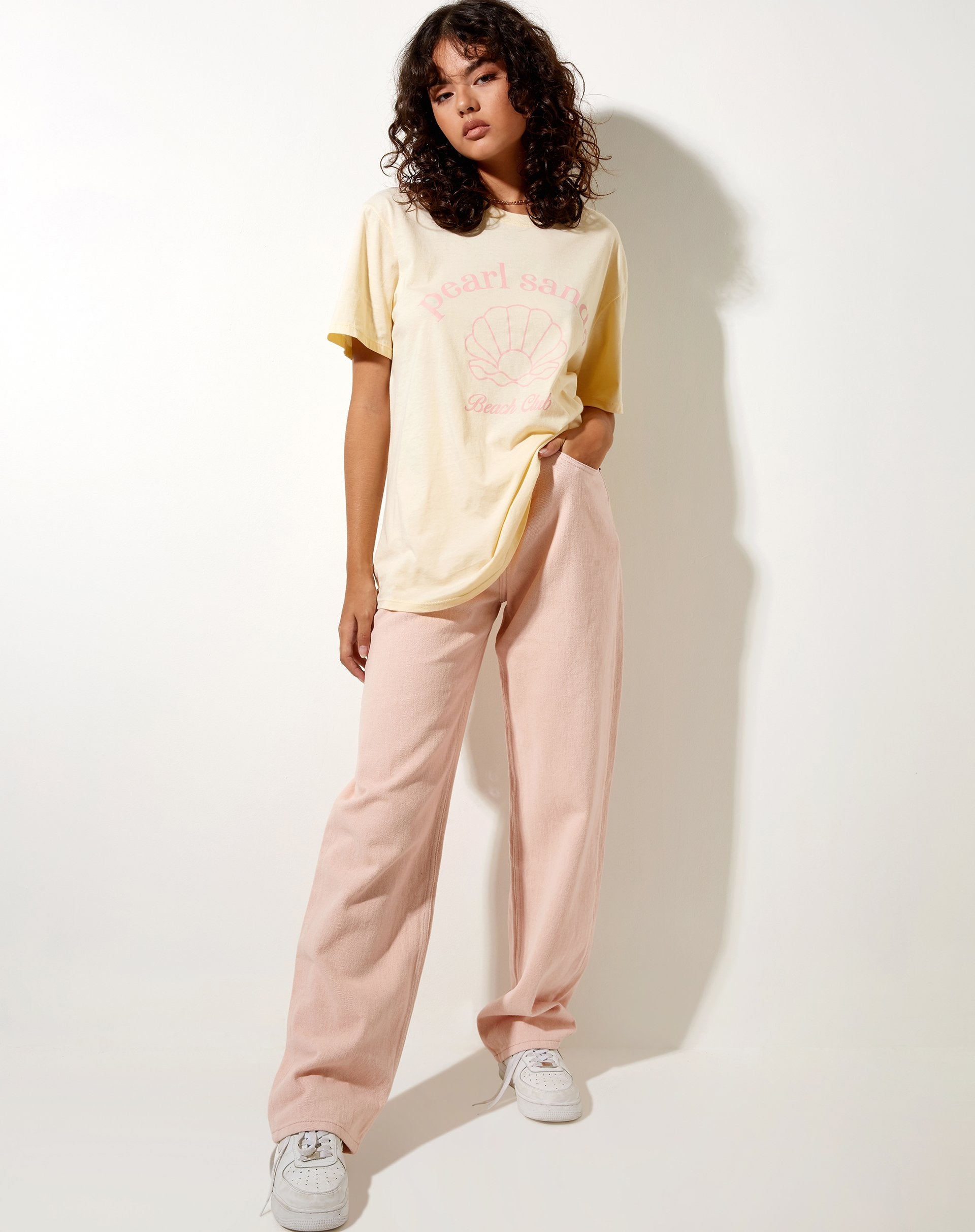 Immagine della t-shirt basic oversize in crema di burro Pearl Sands