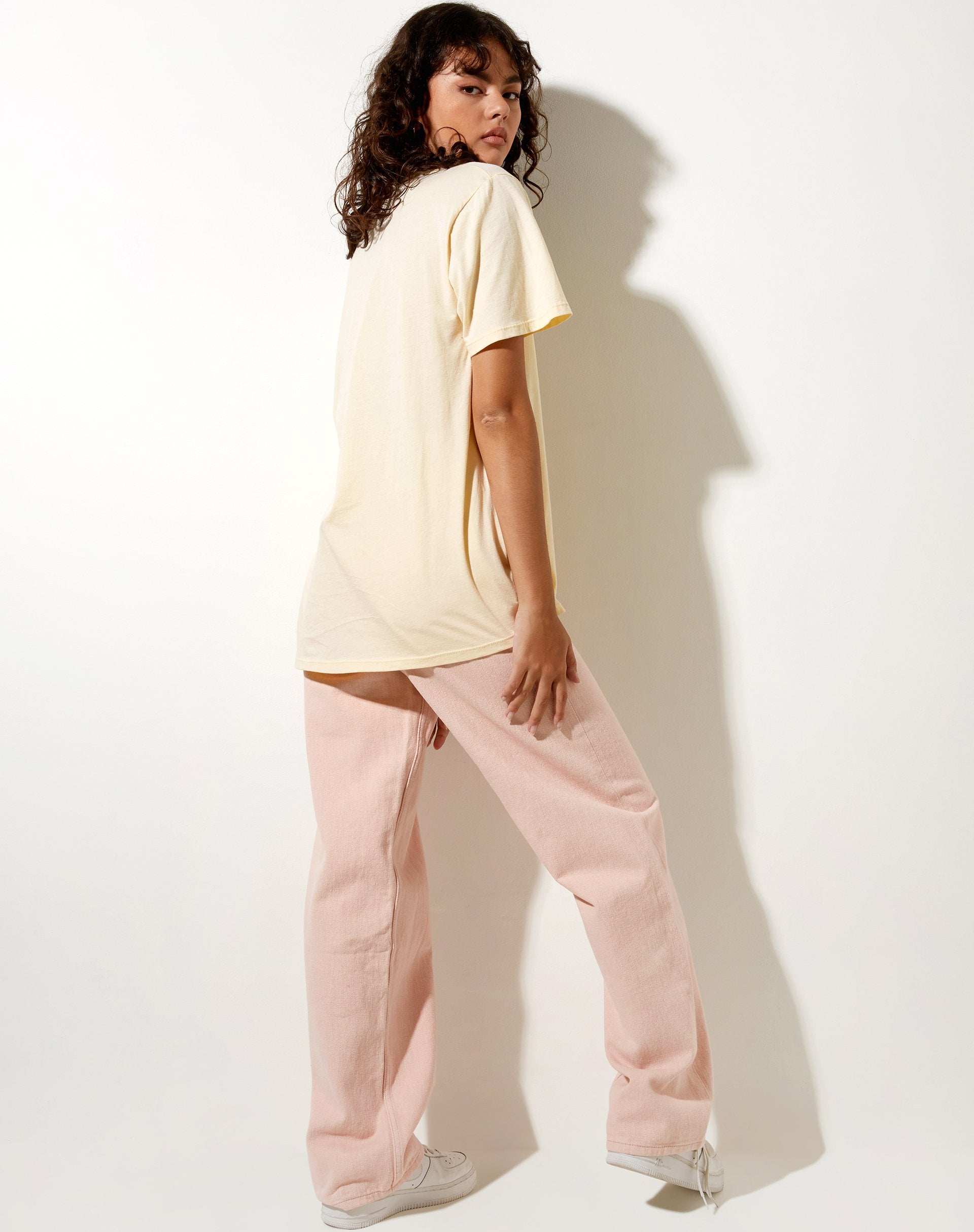 Immagine della t-shirt basic oversize in crema di burro Pearl Sands