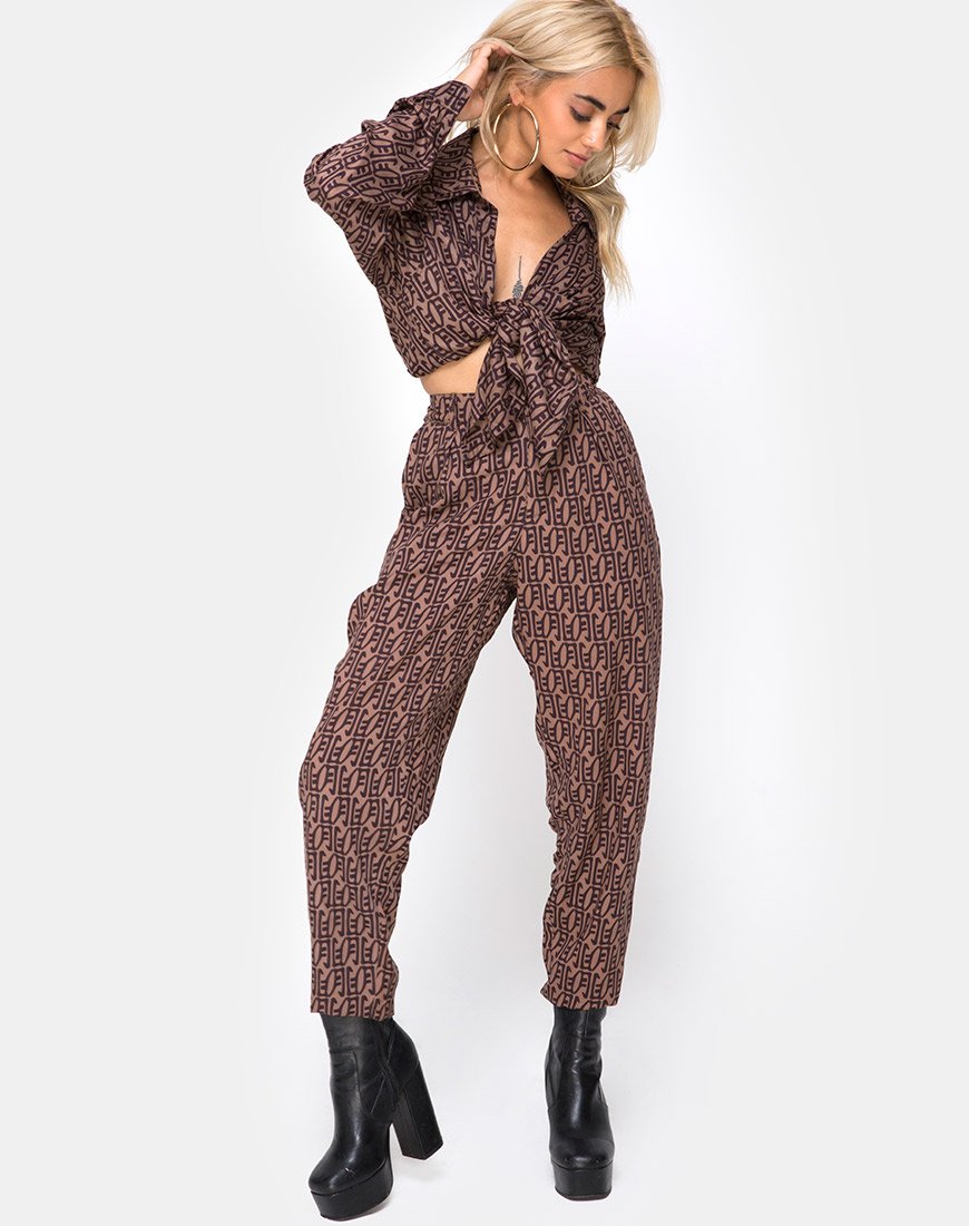 Immagine del pantalone Dastan con la luna cinese