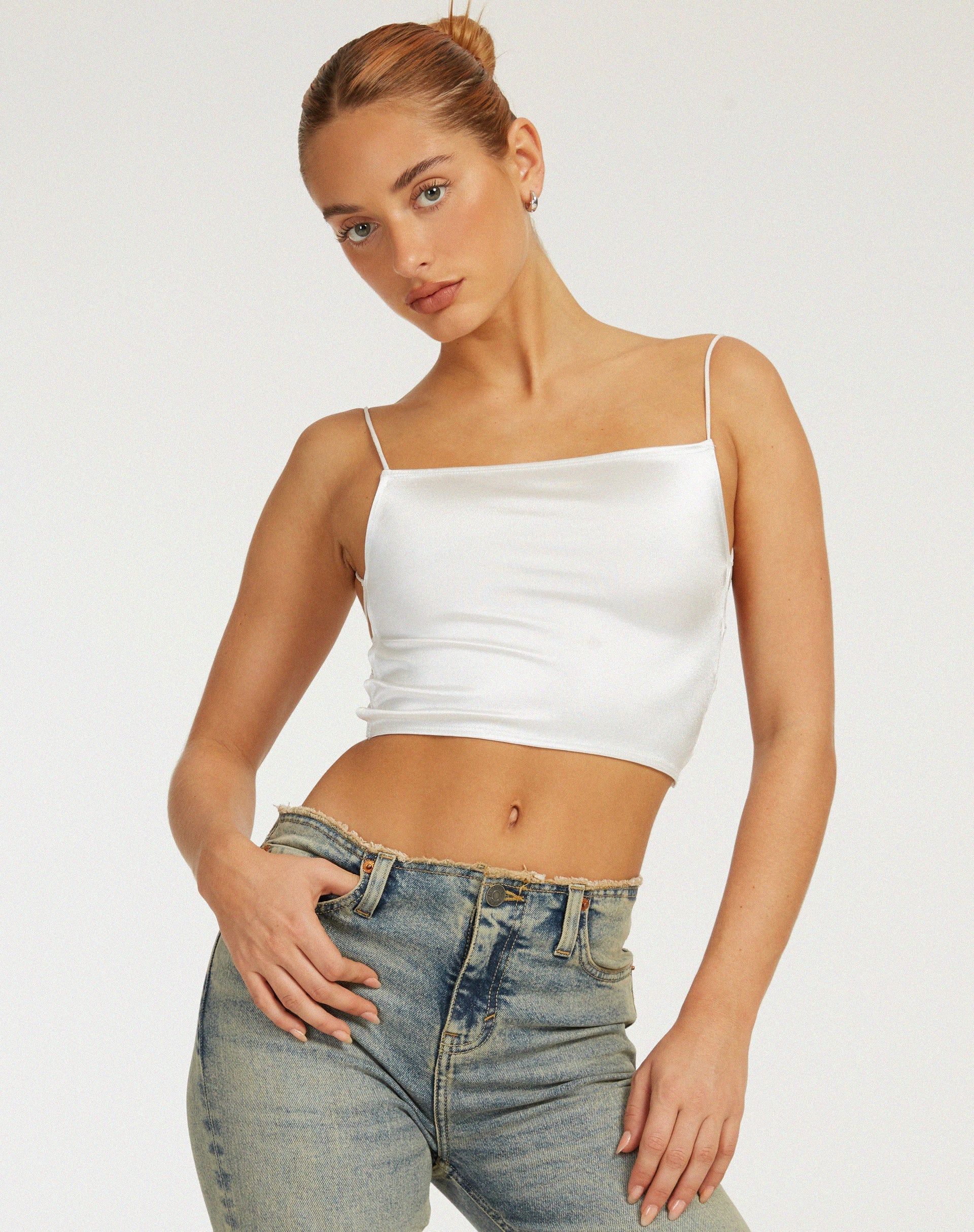 immagine di Ozka Crop Top in avorio