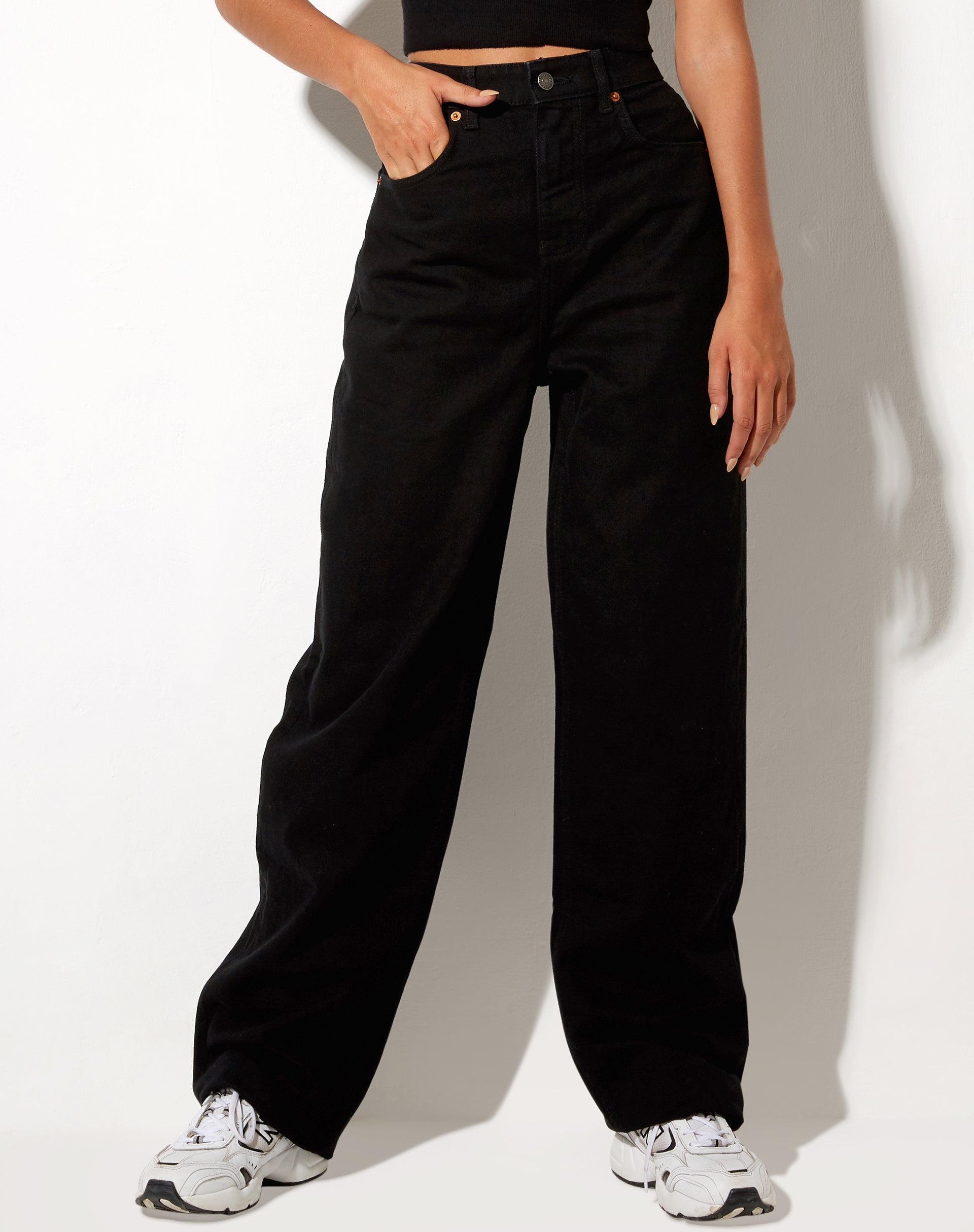 Immagine di Parallel Jeans in lavaggio nero