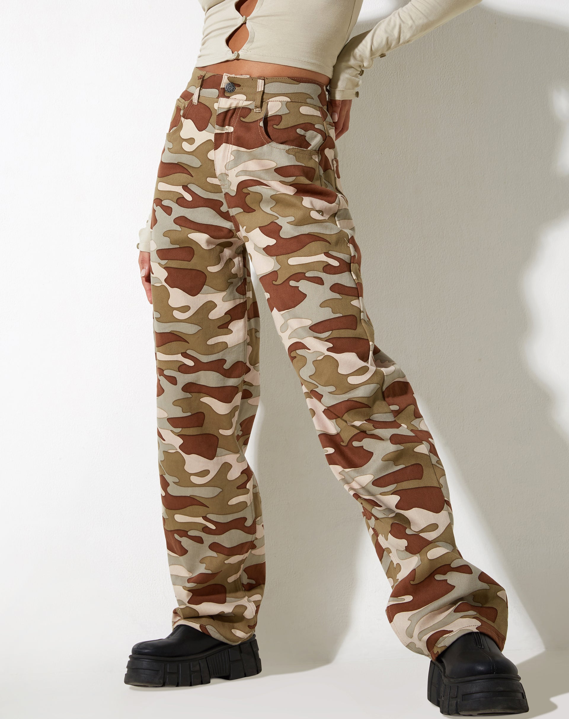 immagine di Parallel Jeans in Camo