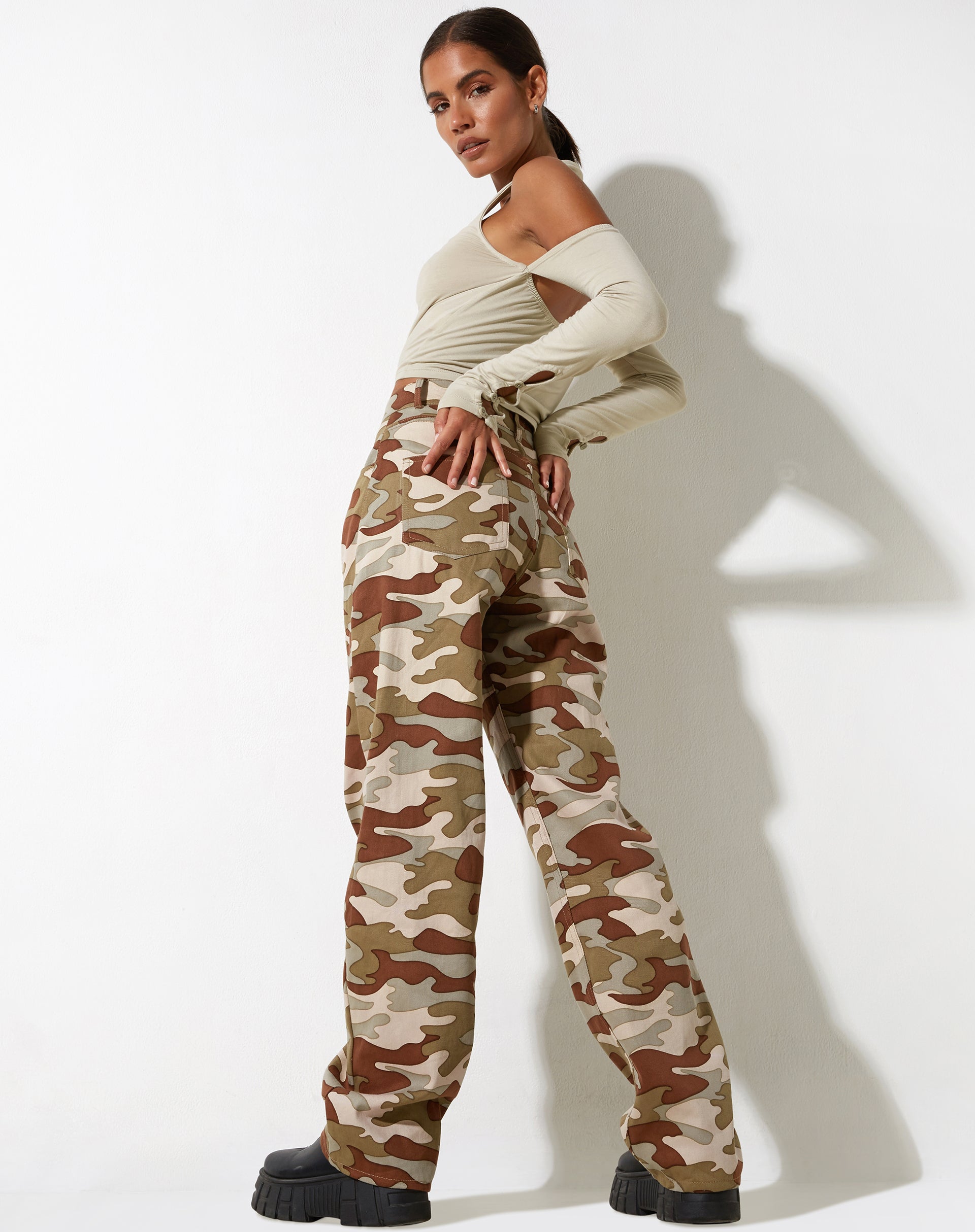 immagine di Parallel Jeans in Camo