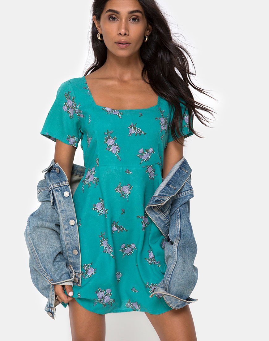 Immagine di Peky Babydoll Dress in Soi Rose Green