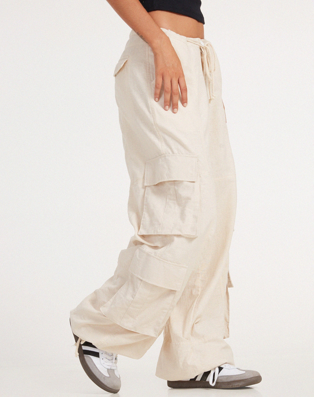 Pantaloni Philia Cargo in ecru