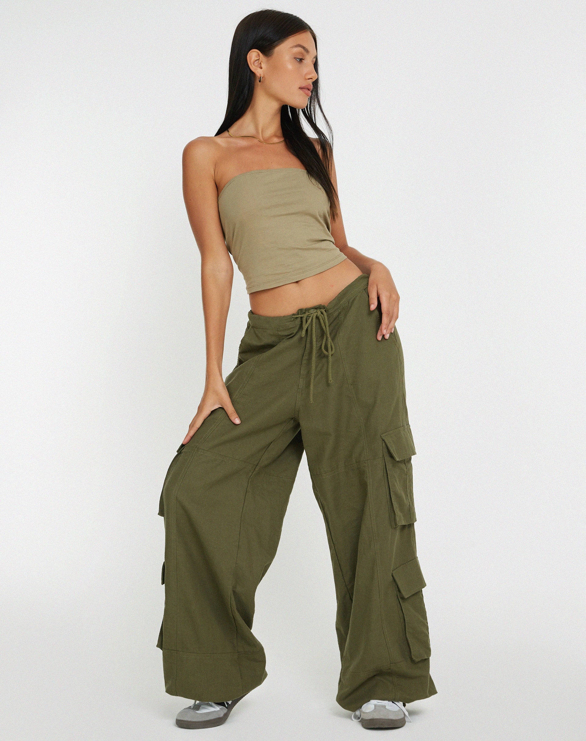 immagine dei pantaloni Philia in verde loden