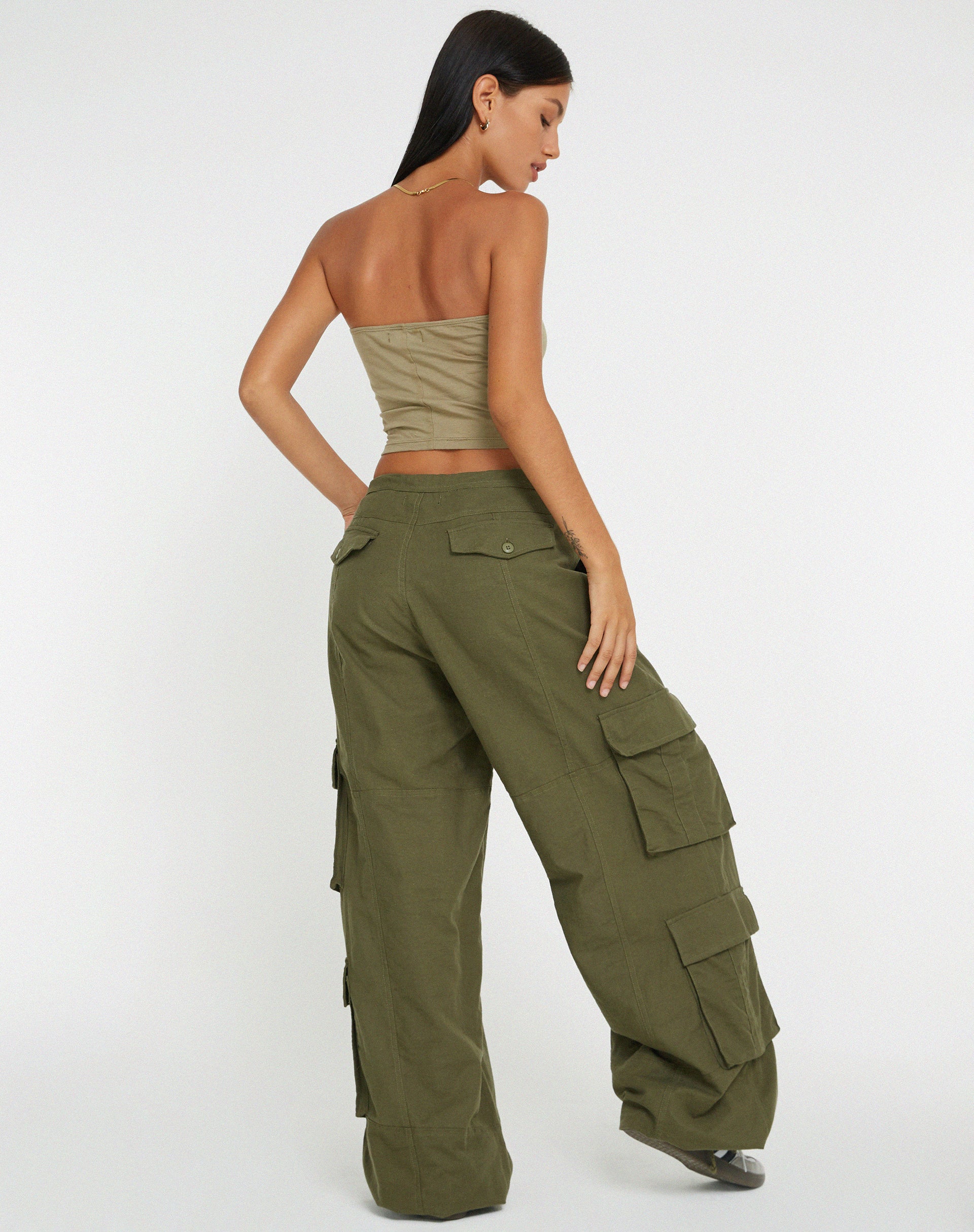 immagine dei pantaloni Philia in verde loden