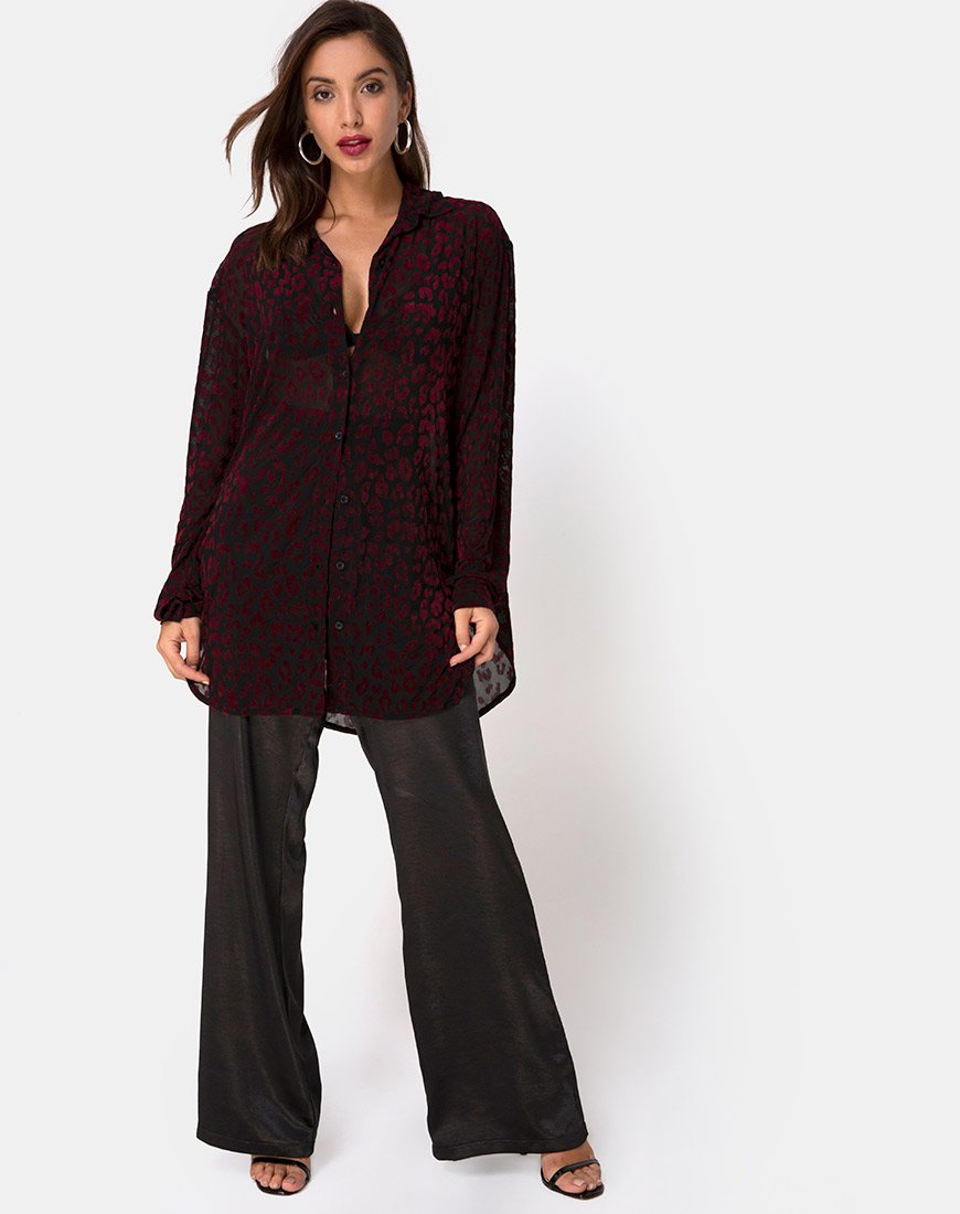 Immagine della camicia Phobe in rete leopardata rossa