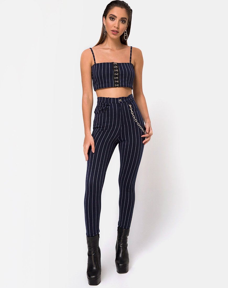 Immagine dei pantaloni a pin in gessato blu scuro