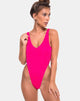 Immagine di Pollie Swimsuit in 80s Crinkle Pink Highlighter