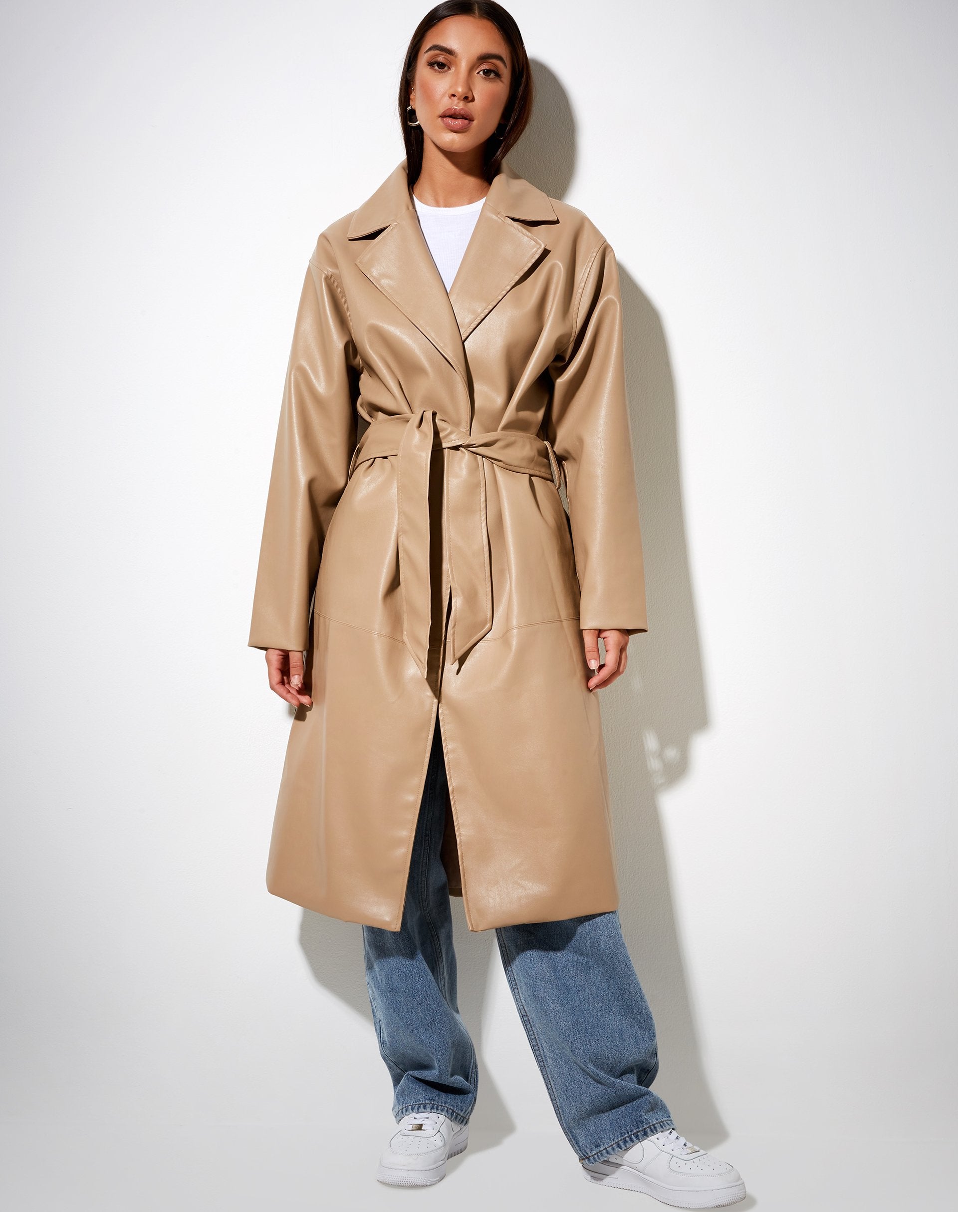Immagine del cappotto Duster in PU Tan