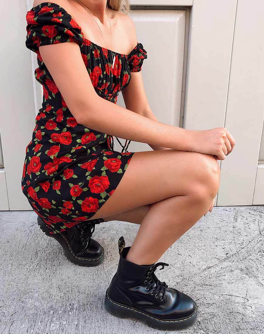 Immagine di Ruzenta Mini Dress in Roaming Rose Nero