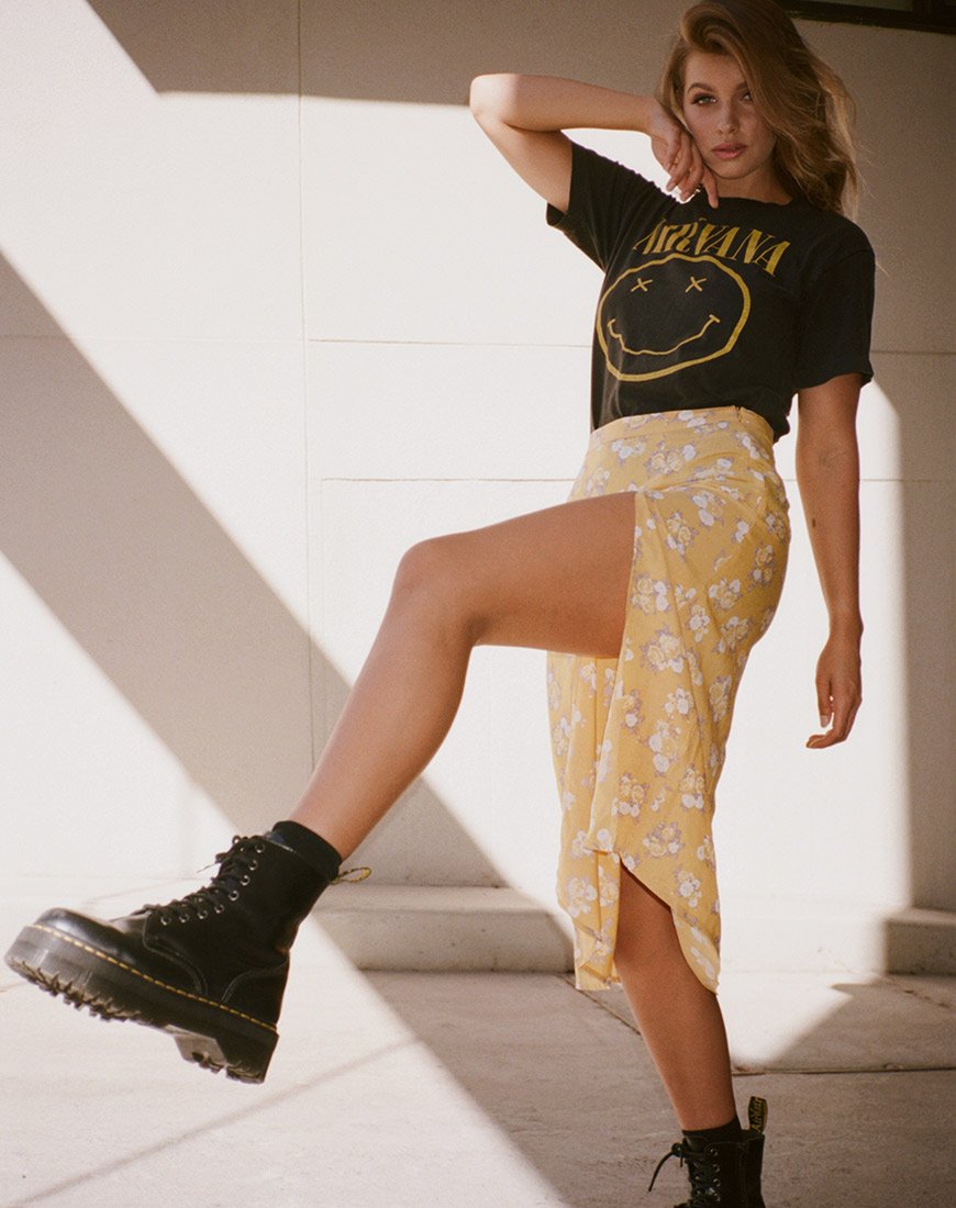 Immagine di Saika Midi Skirt in Rose Bunch Yellow