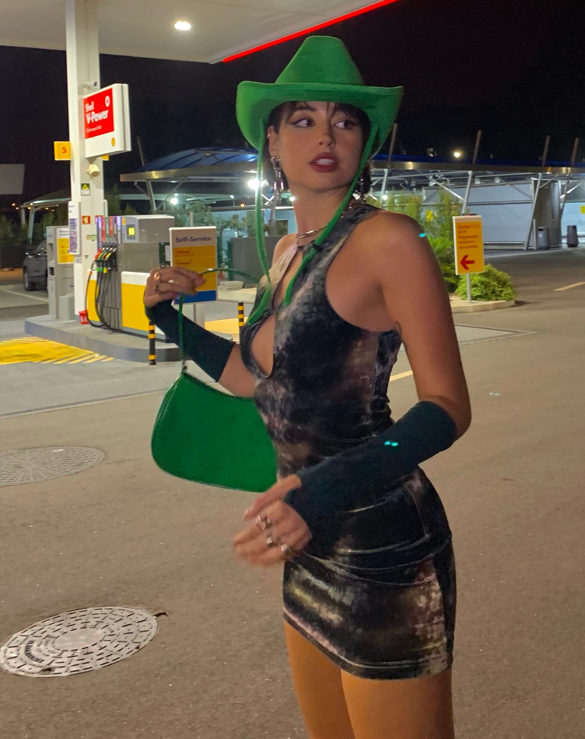 Immagine di MOTEL X IRIS Alannah Bodycon Dress in Abstract Camo