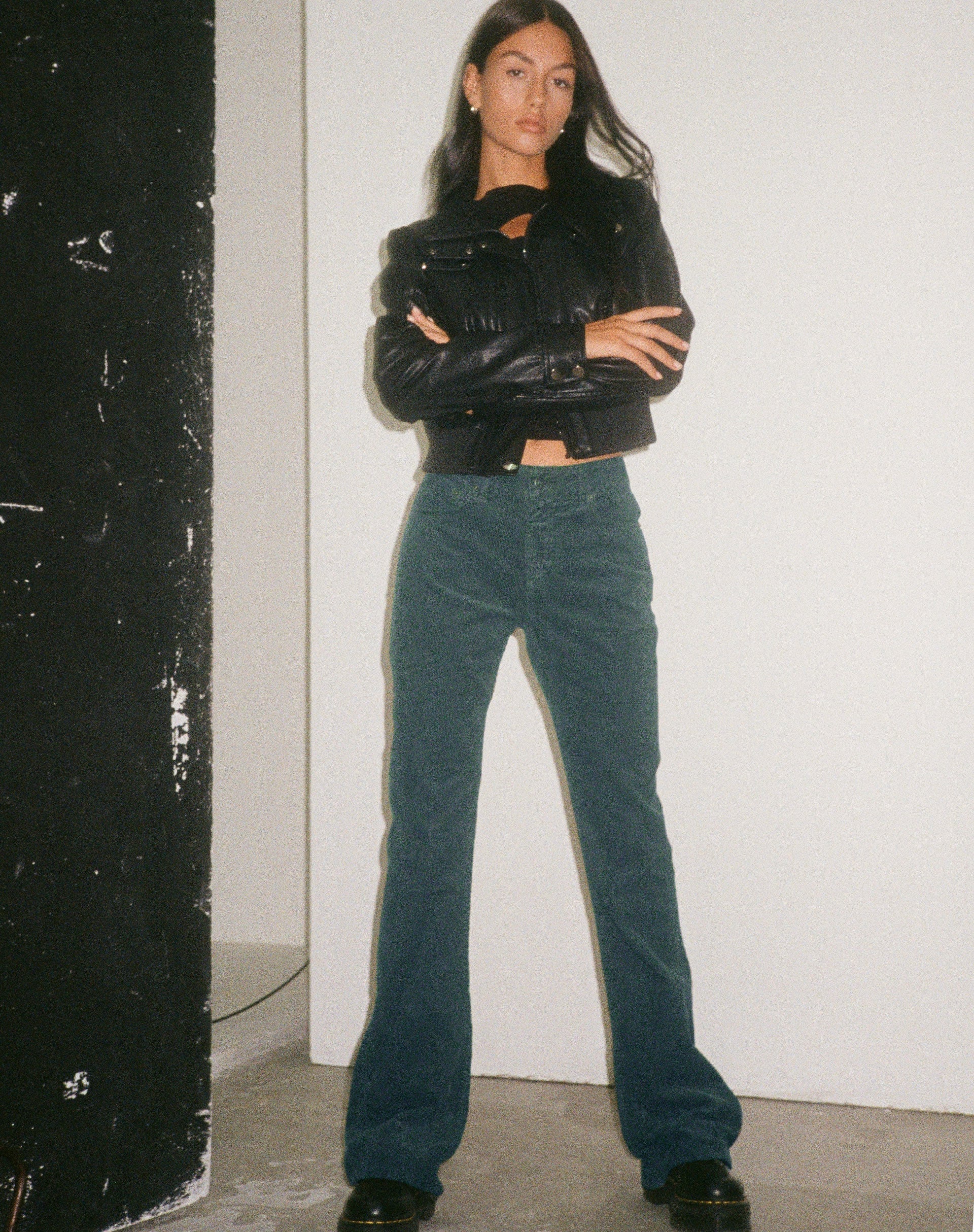 immagine dei jeans Bootleg in Cord Forest Green