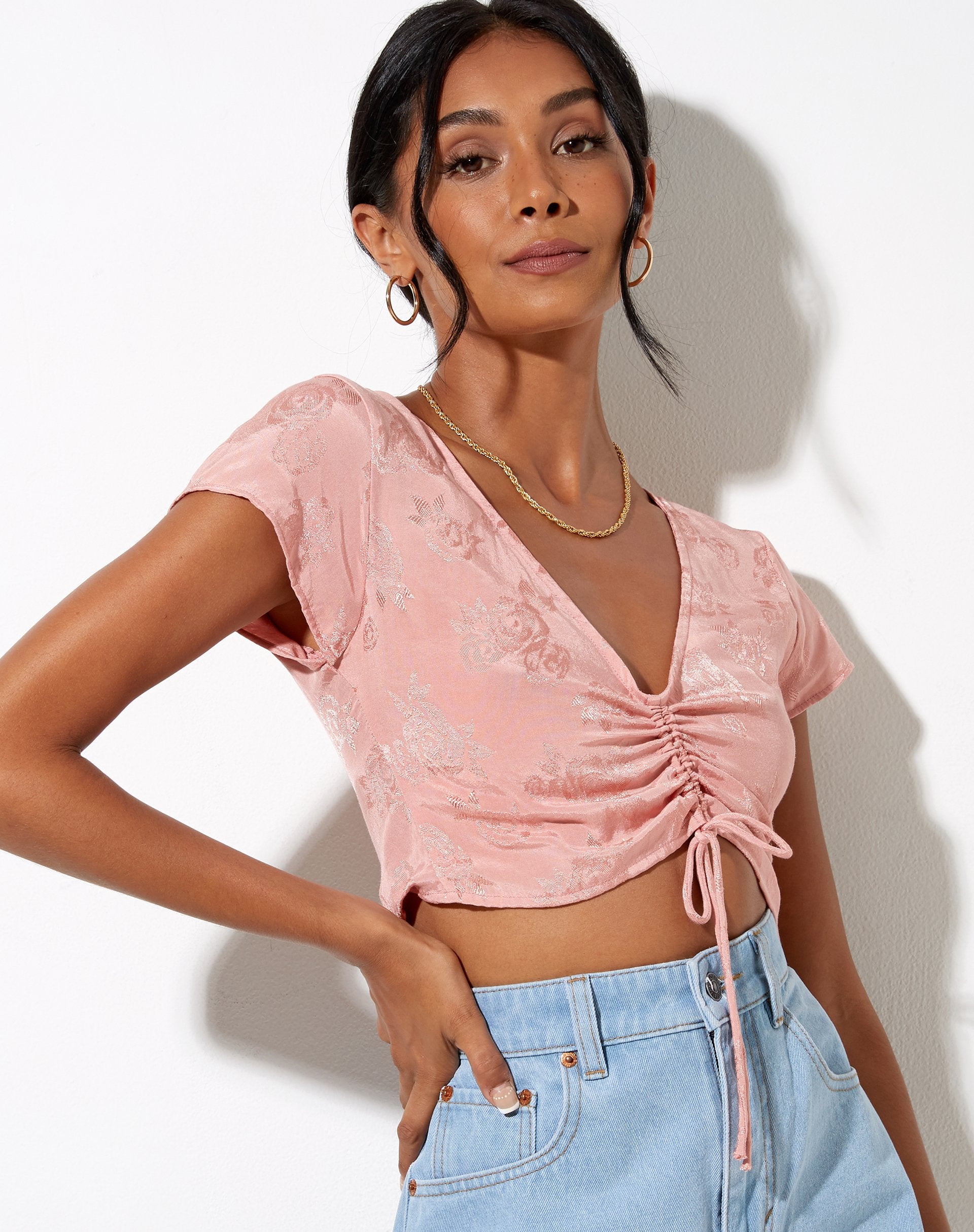 Immagine di Raeto Crop Top in Satin Rose Coral Blush