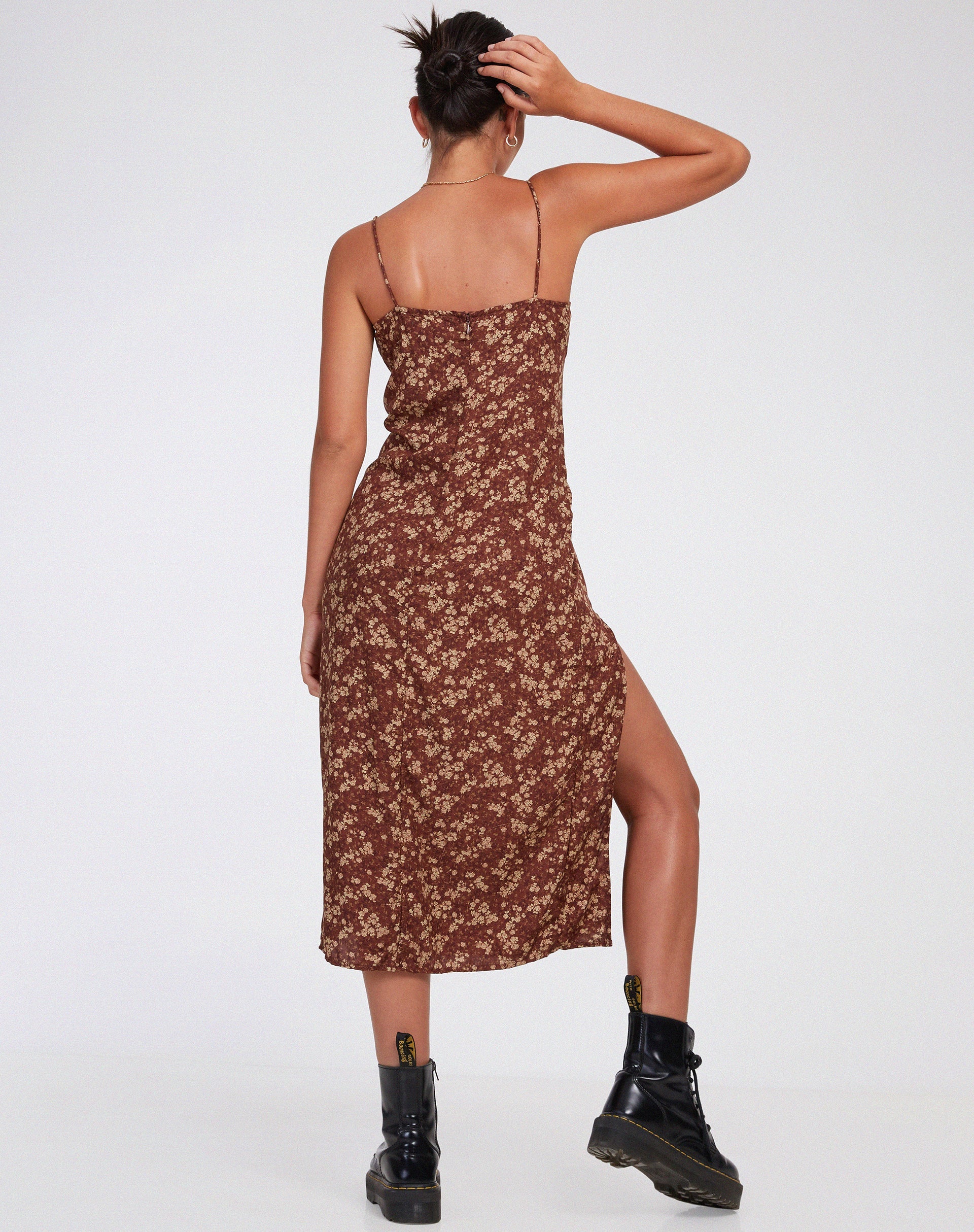 IMMAGINE DI Cypress Maxi Dress in marrone floreale terra
