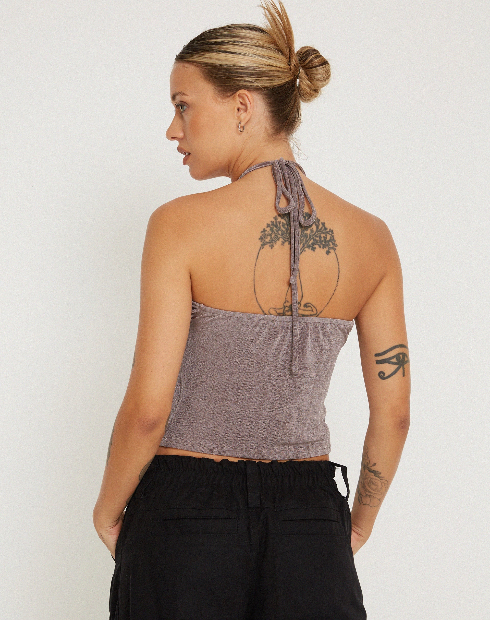 immagine di Hiriko Halter Top in Charcoal