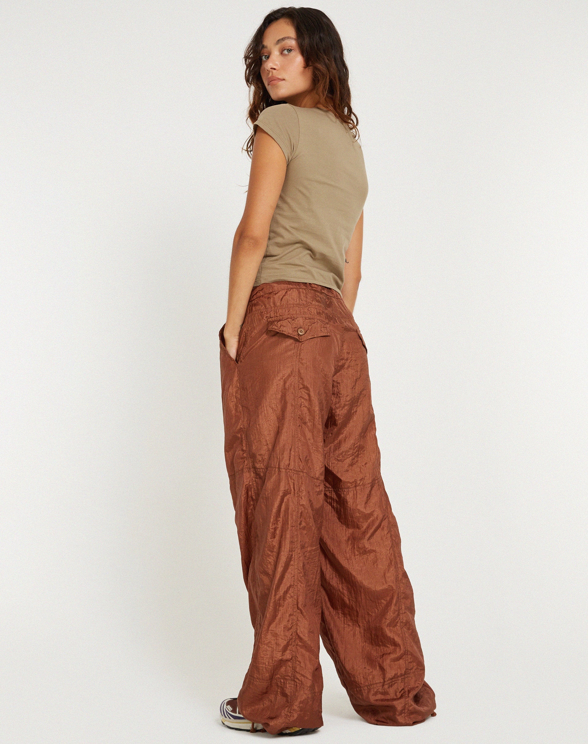 immagine di Phil Trouser in Parachute Brown