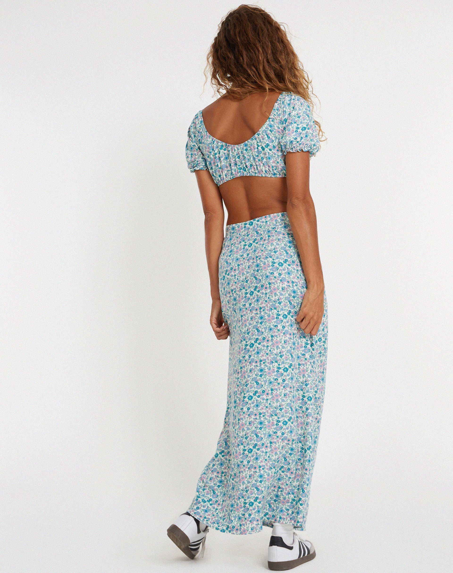 immagine di Rima Midi Skirt in Flower Power Blue