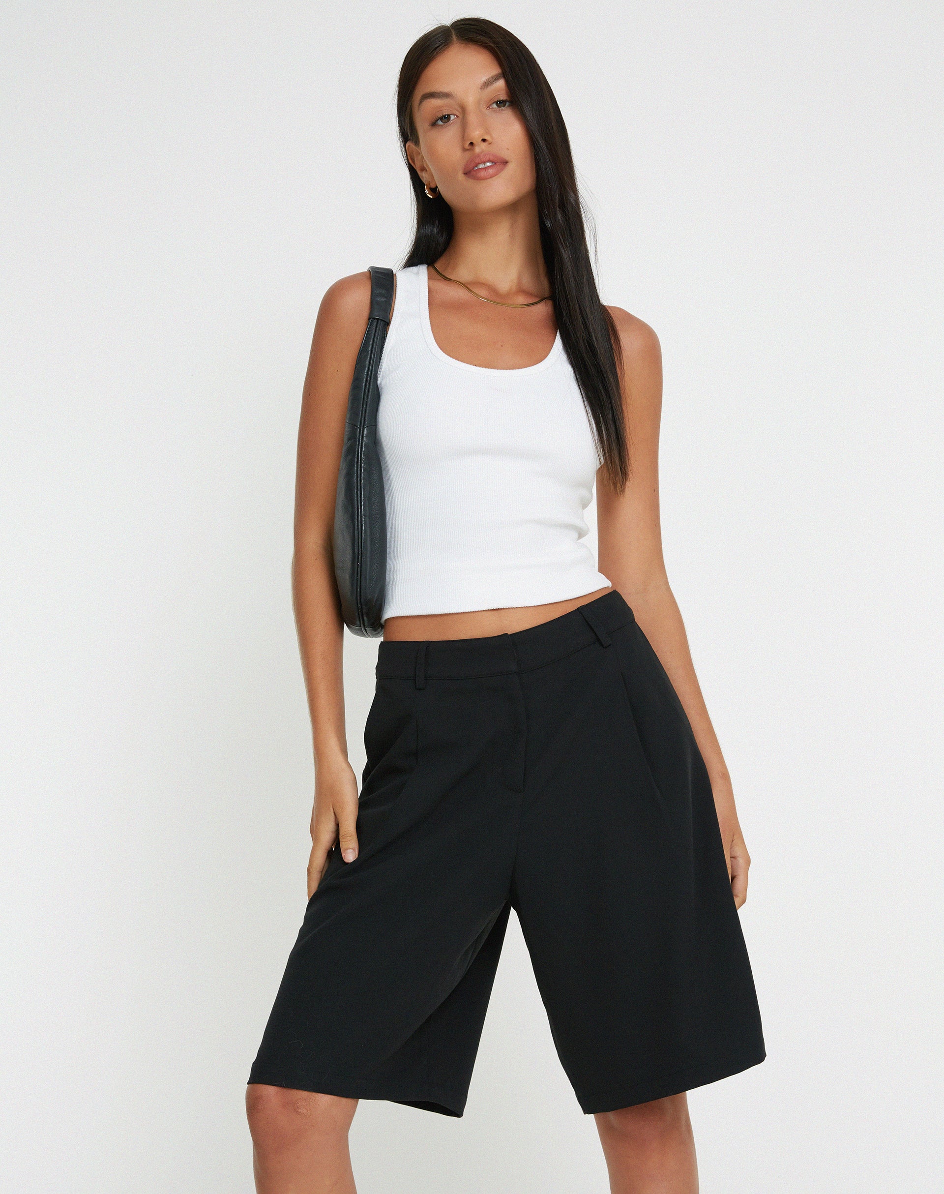 immagine di Tabaru Short in Tailoring Black