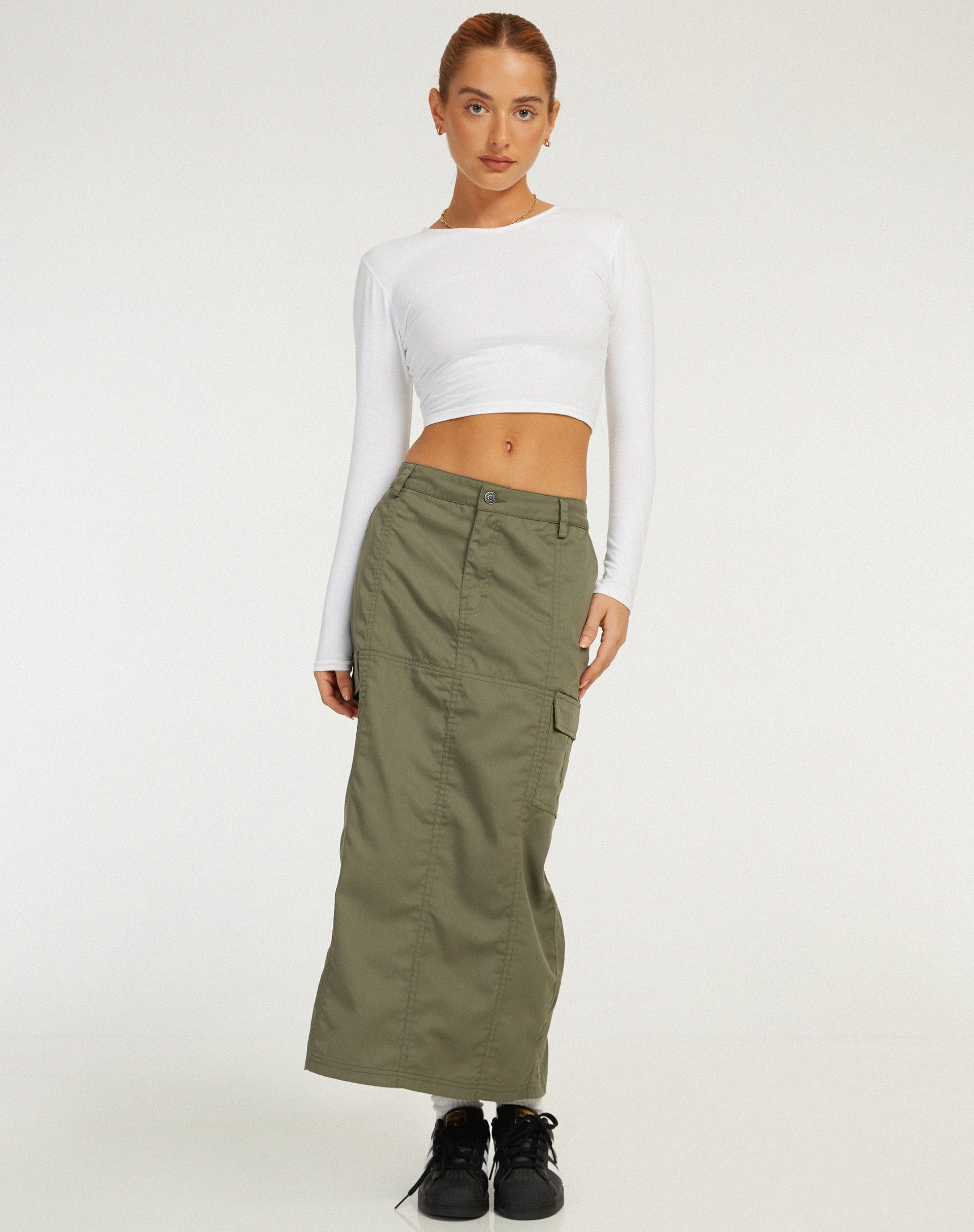 immagine di Widya Cargo Maxi Skirt in Dark Olive