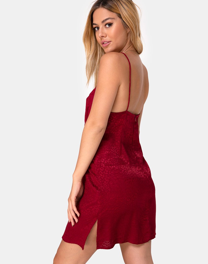 Rilia Slip Dress in satin ghepardo lampone
