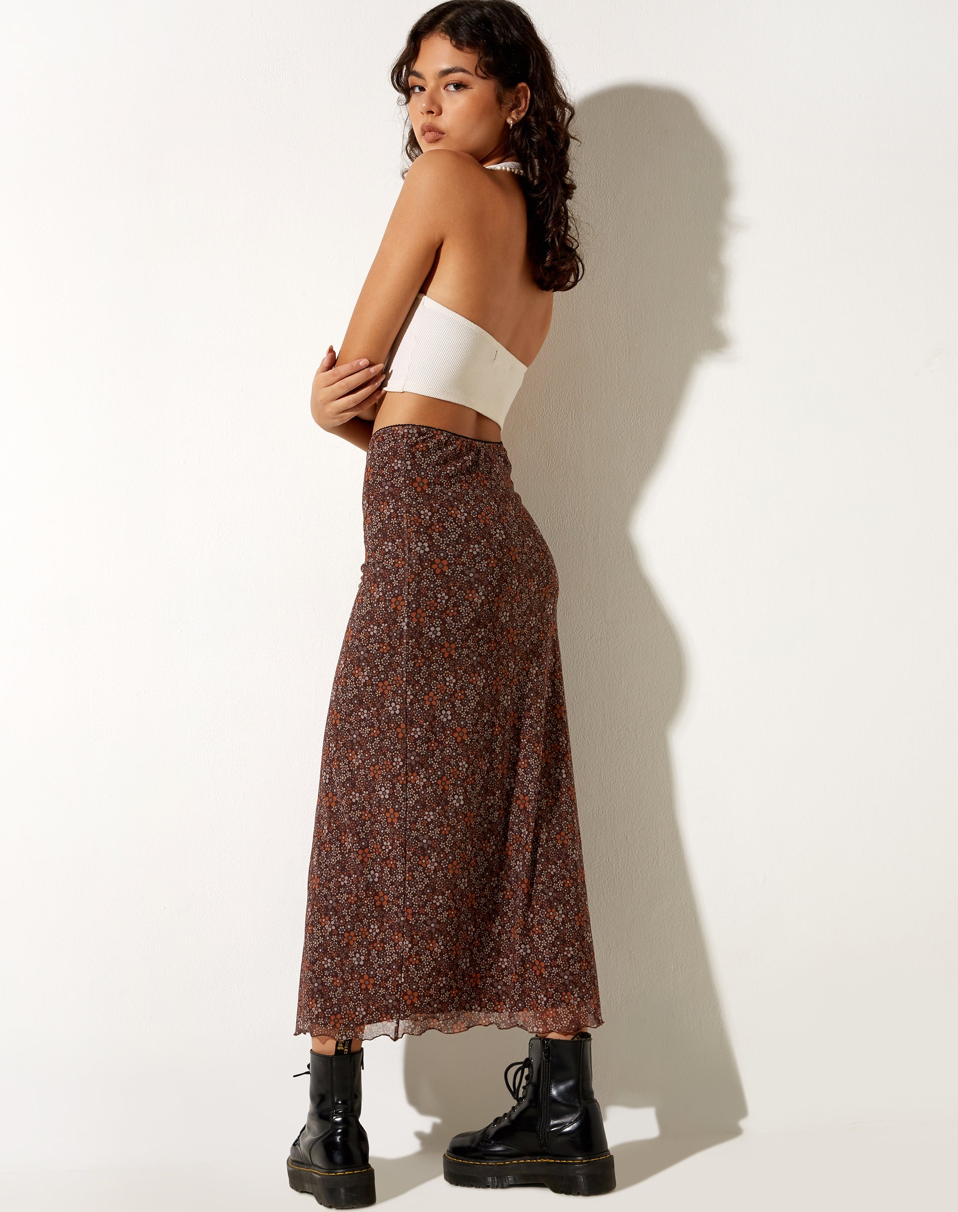 Immagine di Rindu Midi Skirt in Flower Garden Brown