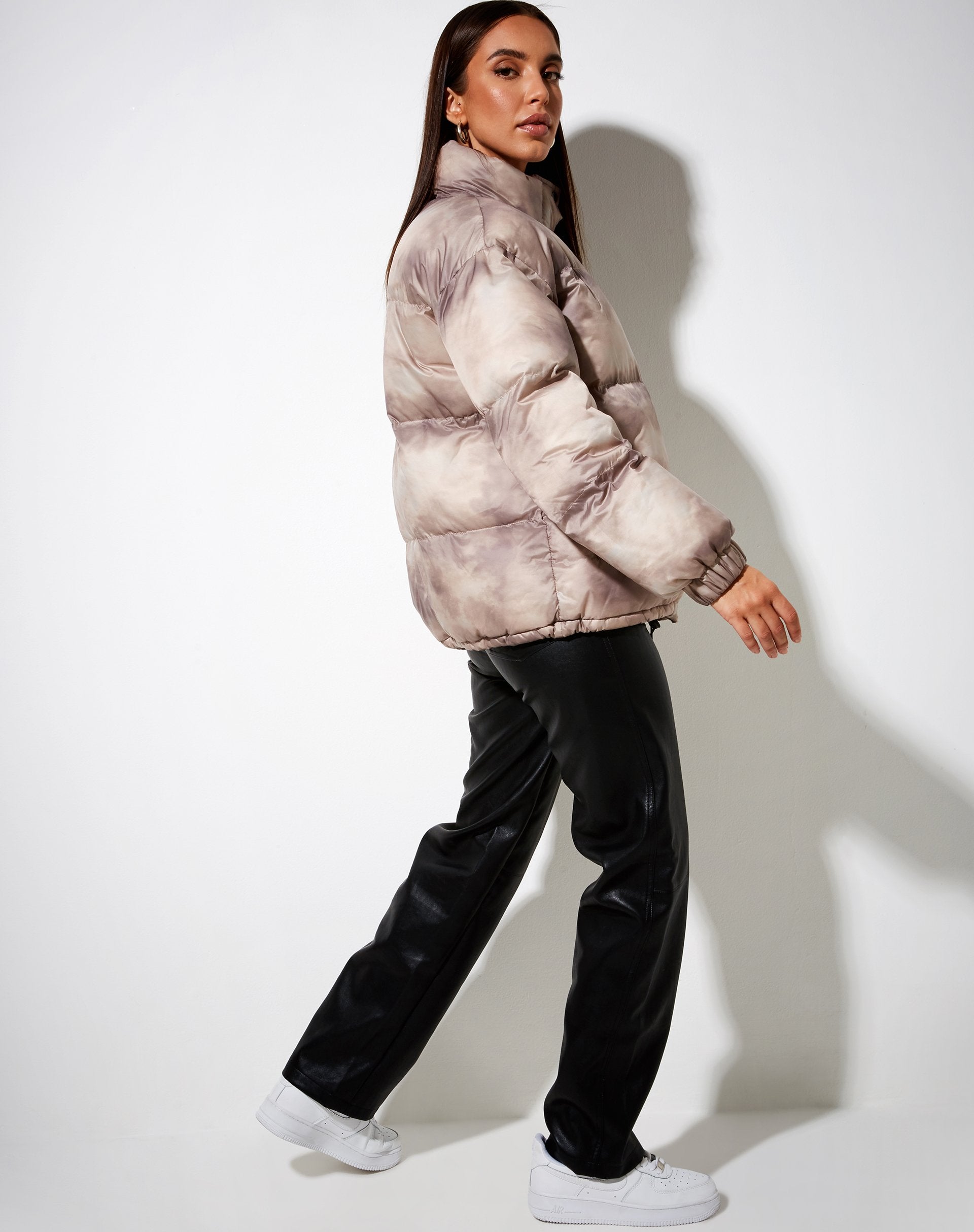 Immagine di Rofer Puffer Jacket in Beige Smoke