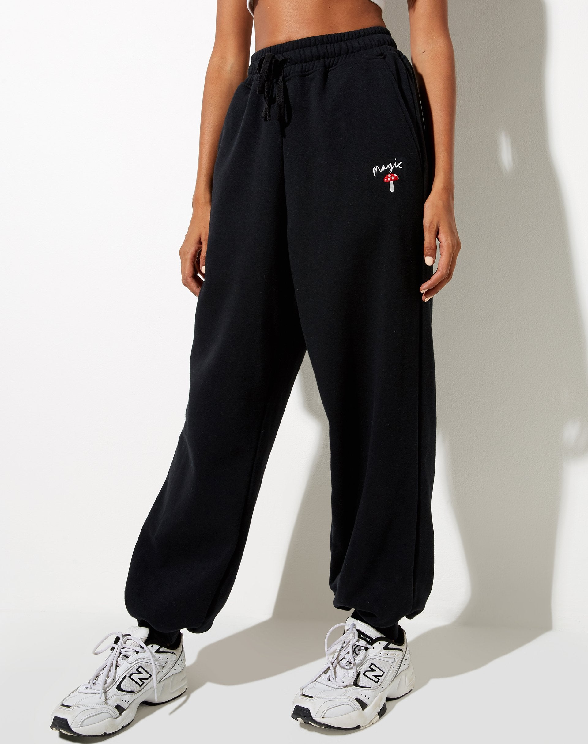 Immagine di Roider Jogger in Nero Fungo Rosso Embro