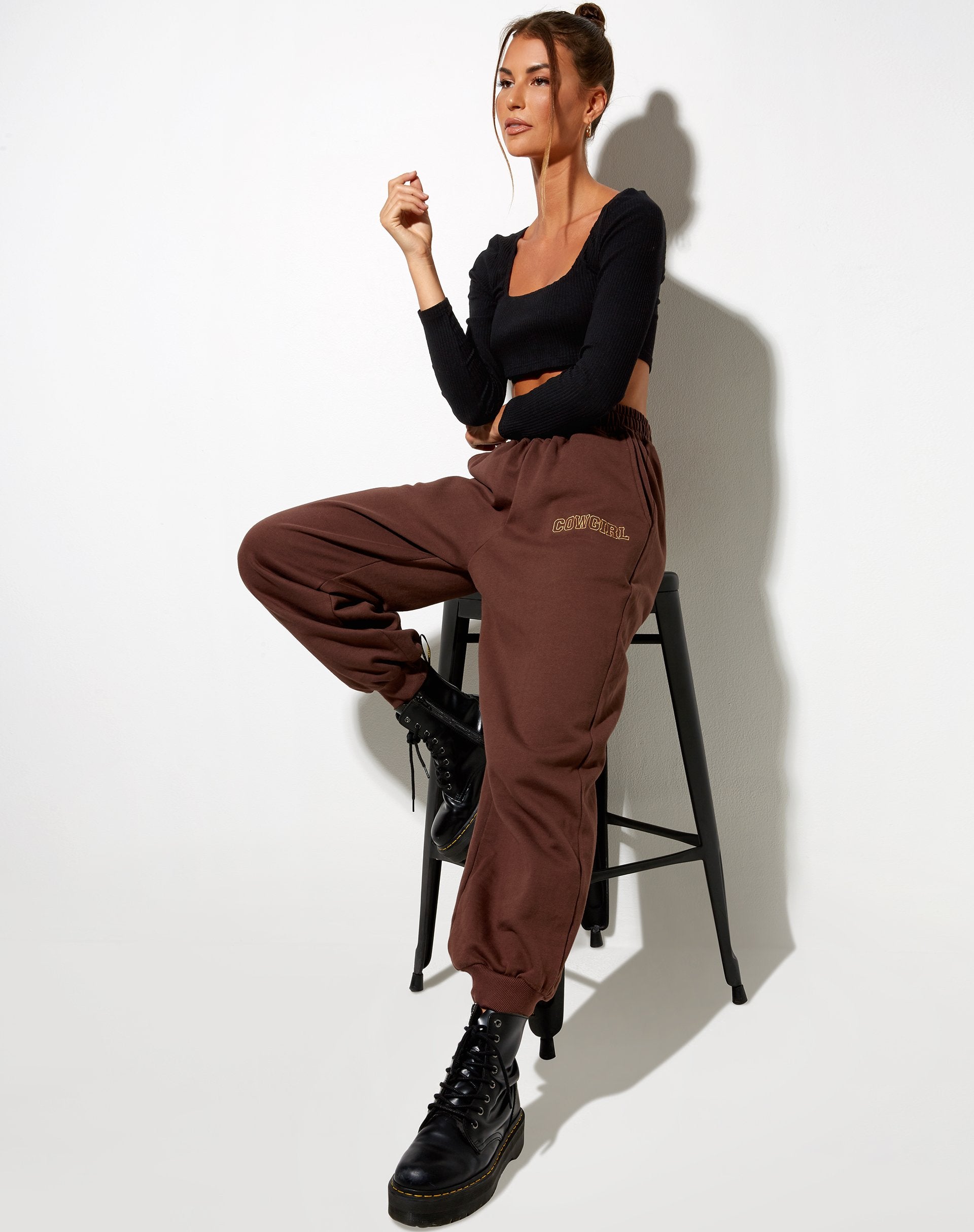 Immagine di Roider Jogger in mogano profondo Cowgirl Gold Embro