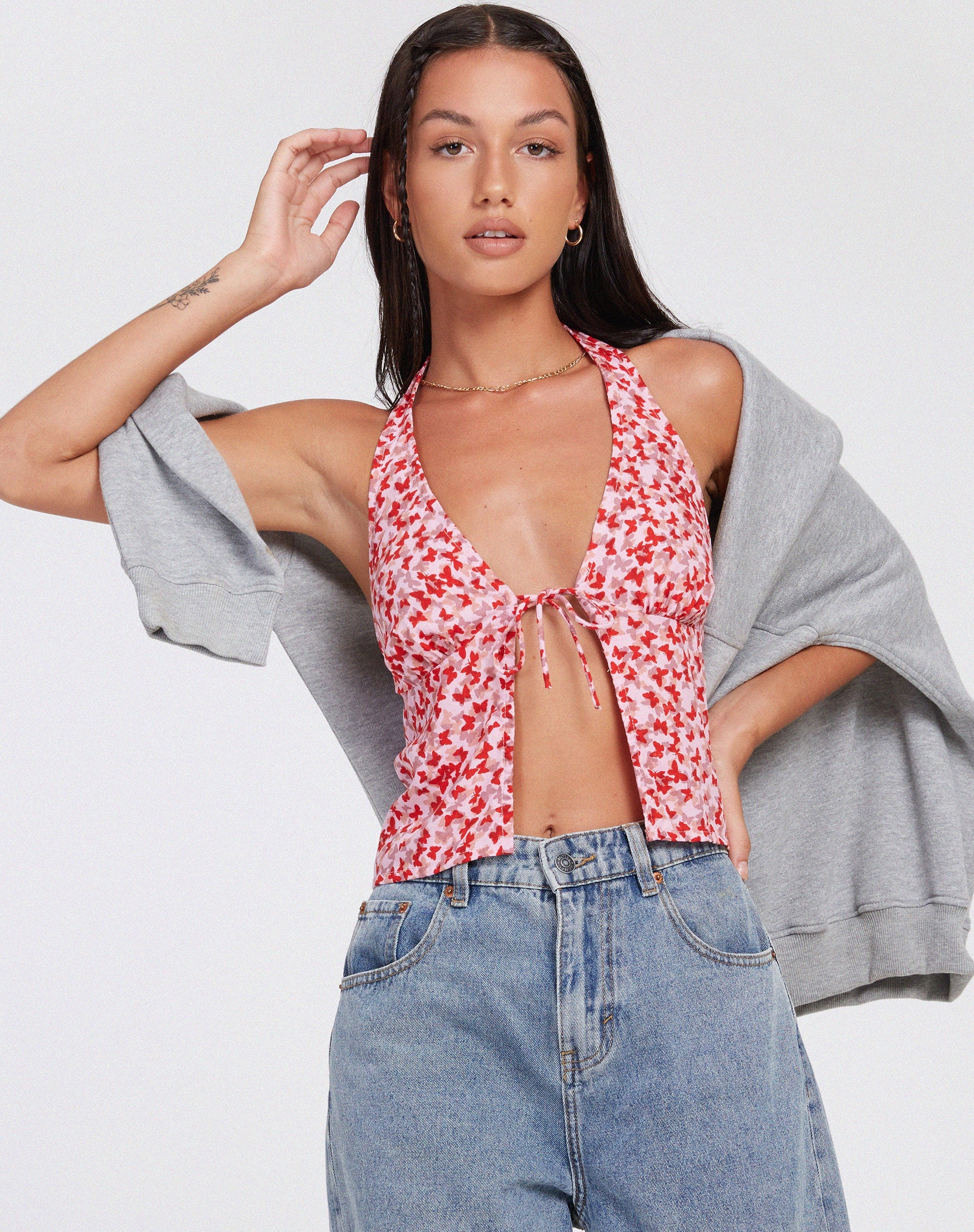 immagine di Roula Halter Top in Ditsy Butterfly Peach Red